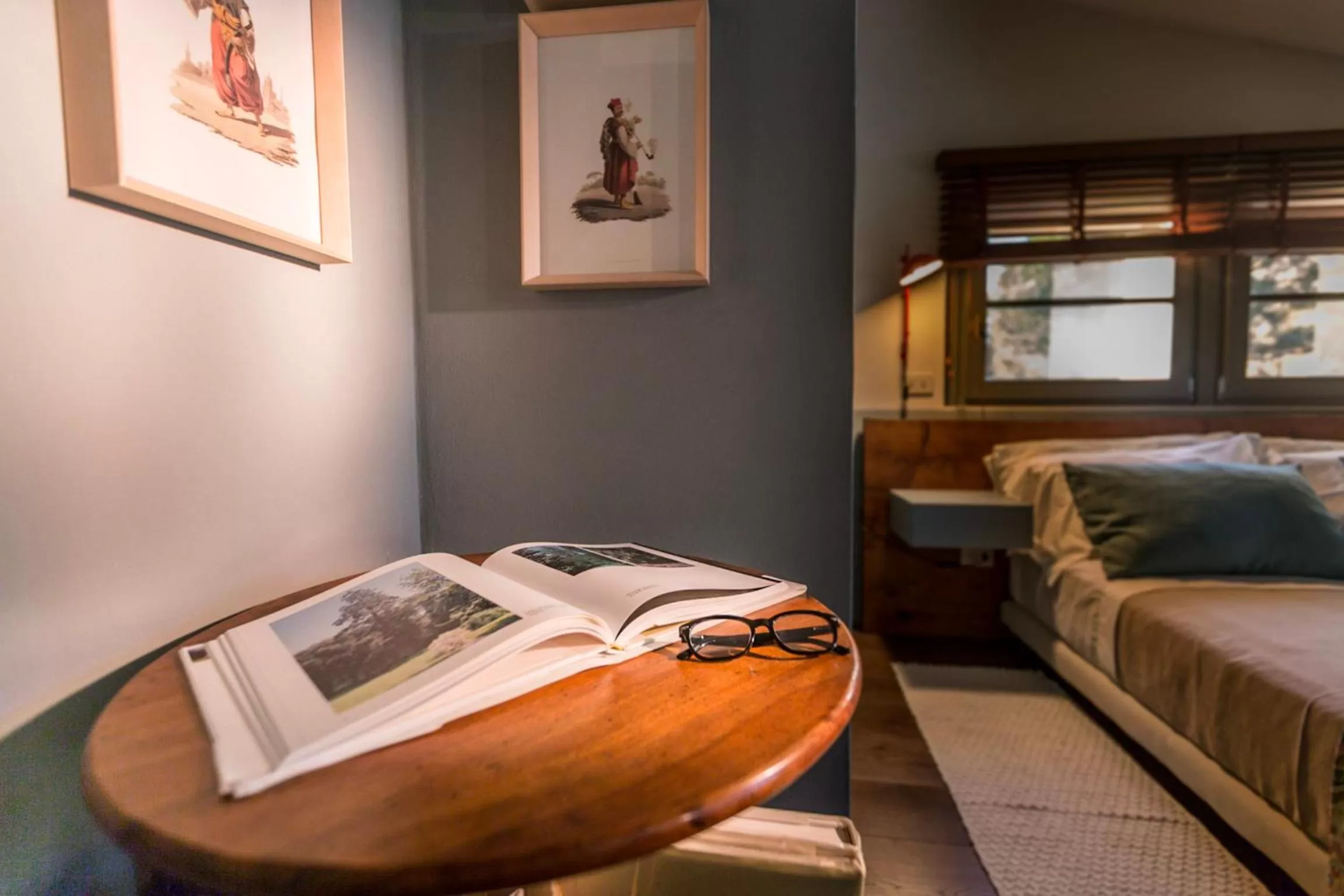 Decorative detail, Bed in A440 in Tuscany