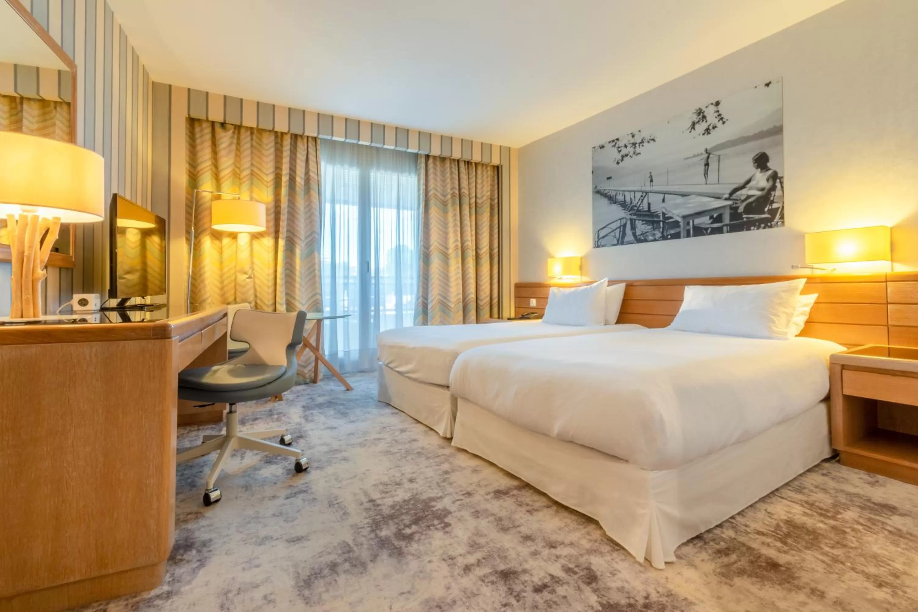 Bed in Holiday Inn Nice - Port St Laurent by IHG