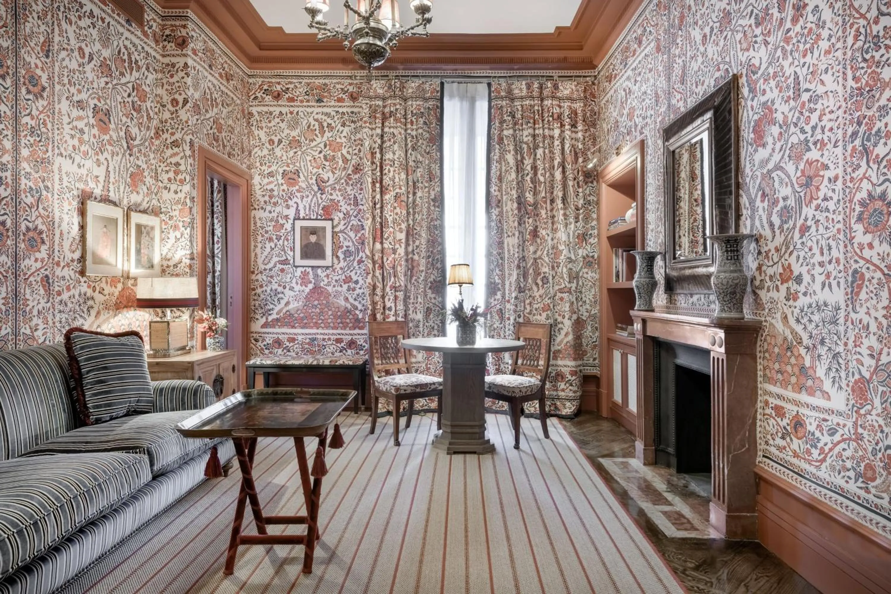 Photo of the whole room in Santo Mauro, a Luxury Collection Hotel, Madrid