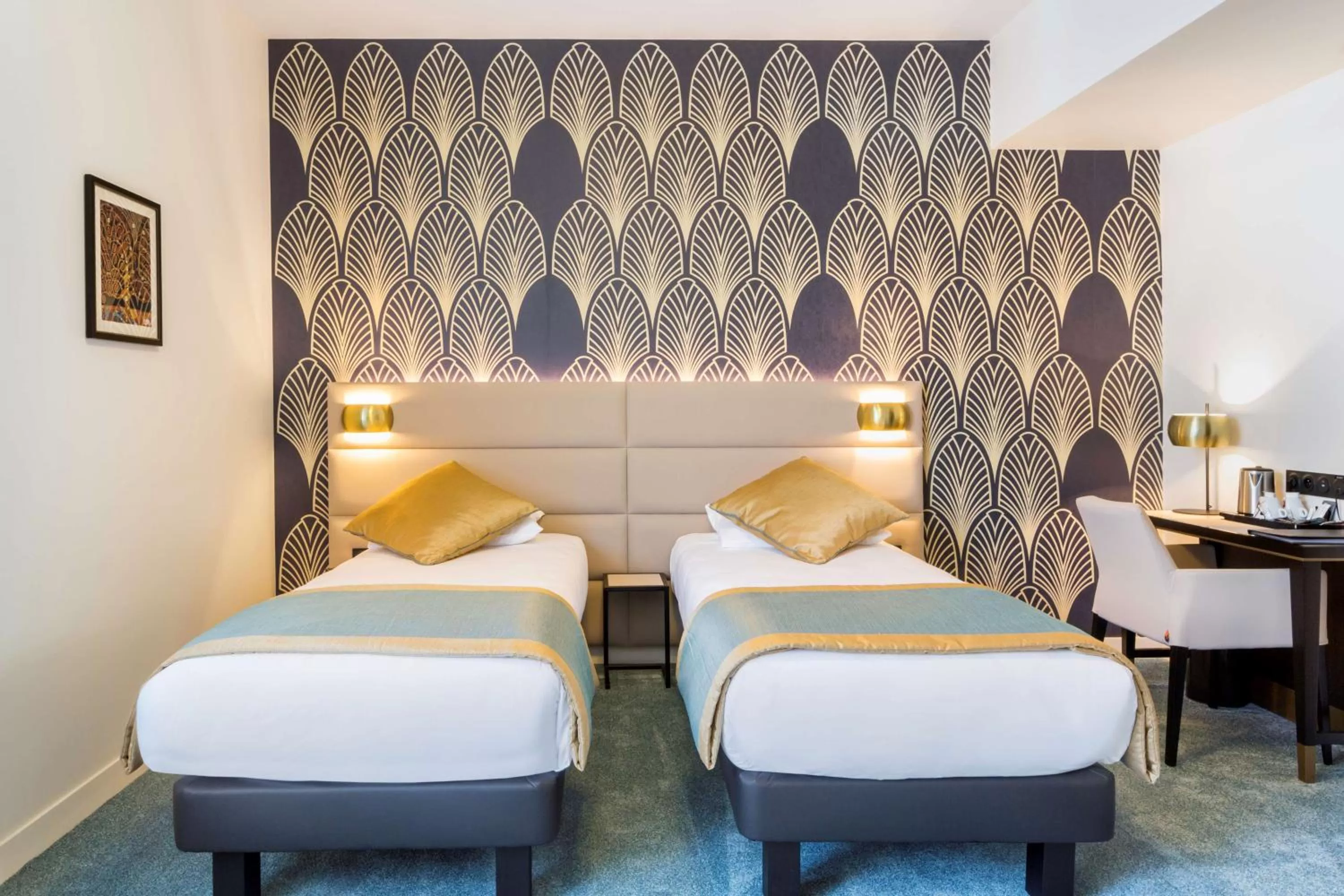 Photo of the whole room, Bed in Best Western Hôtel Journel Paris Sud