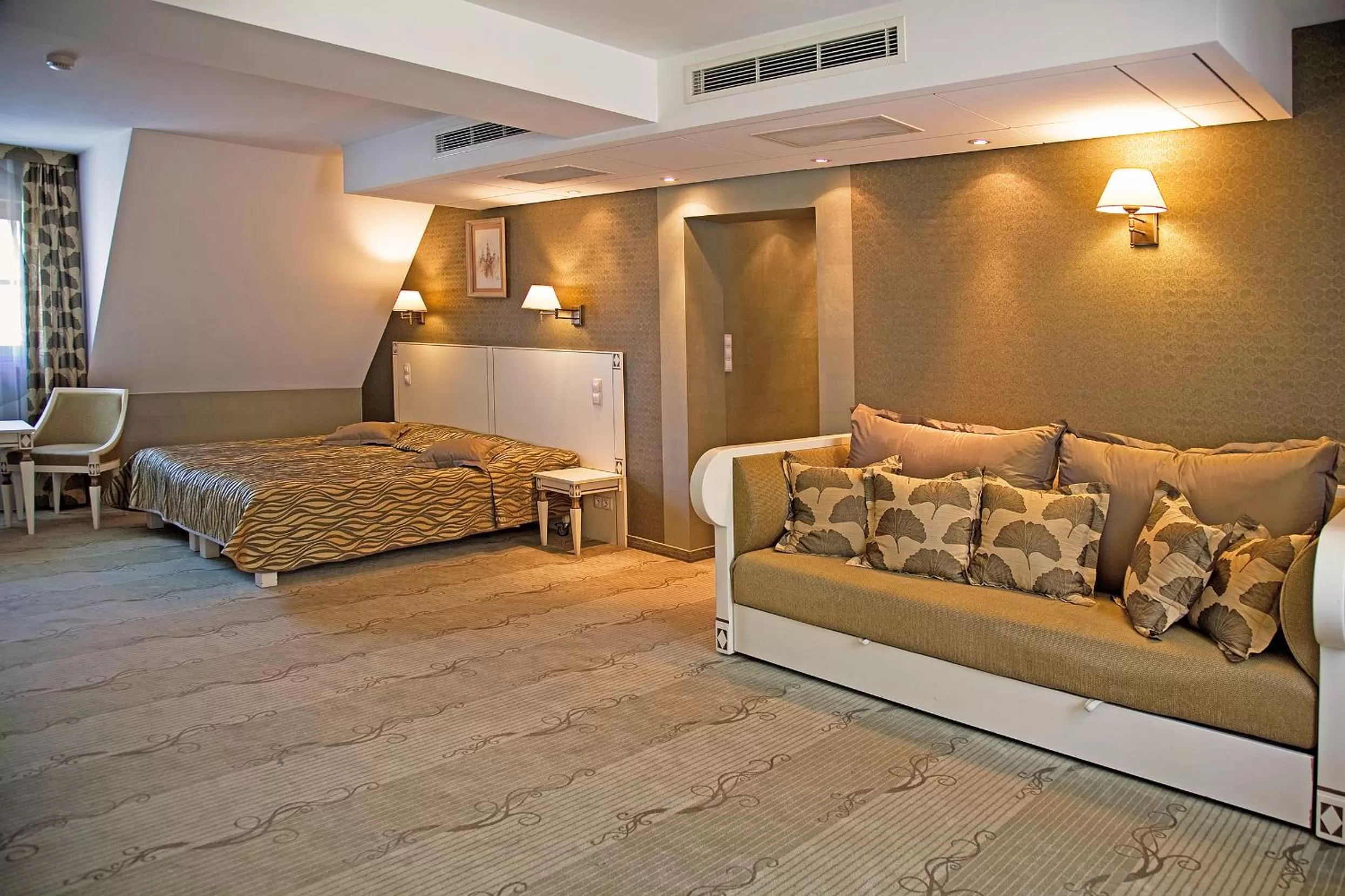 Photo of the whole room, Bed in Hotel Wawel