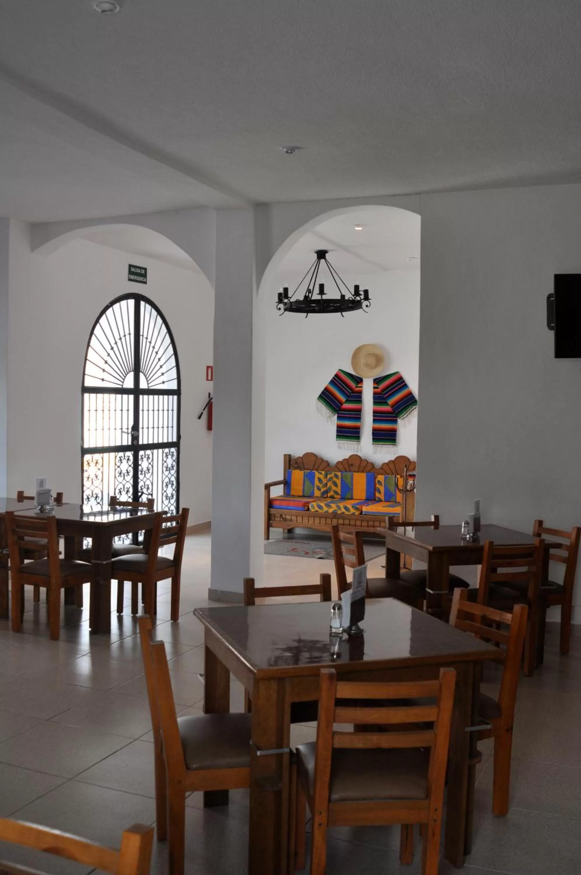 Restaurant/places to eat in Hacienda de Castilla