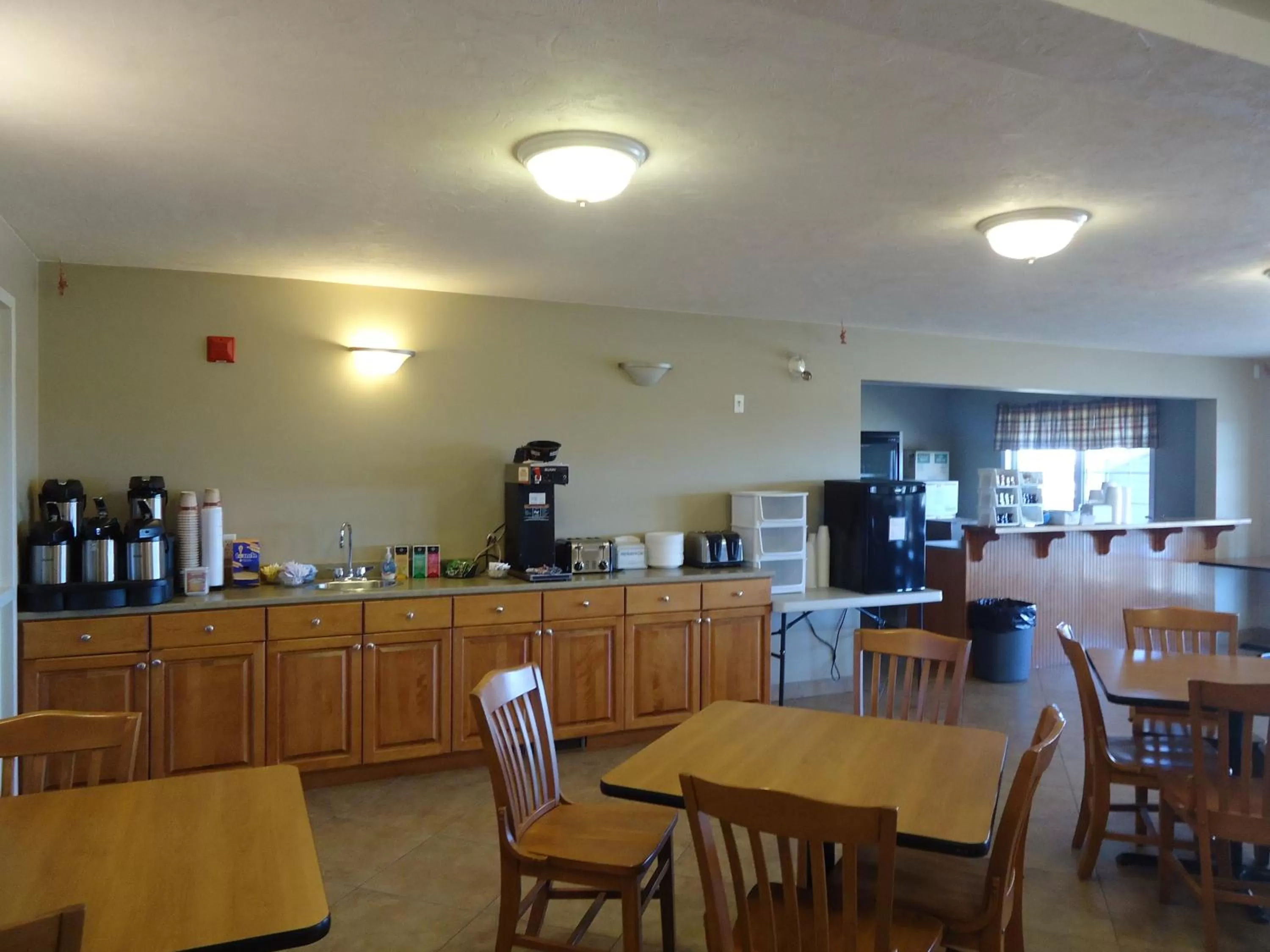 Restaurant/places to eat in Auberge Bouctouche Inn & Suites