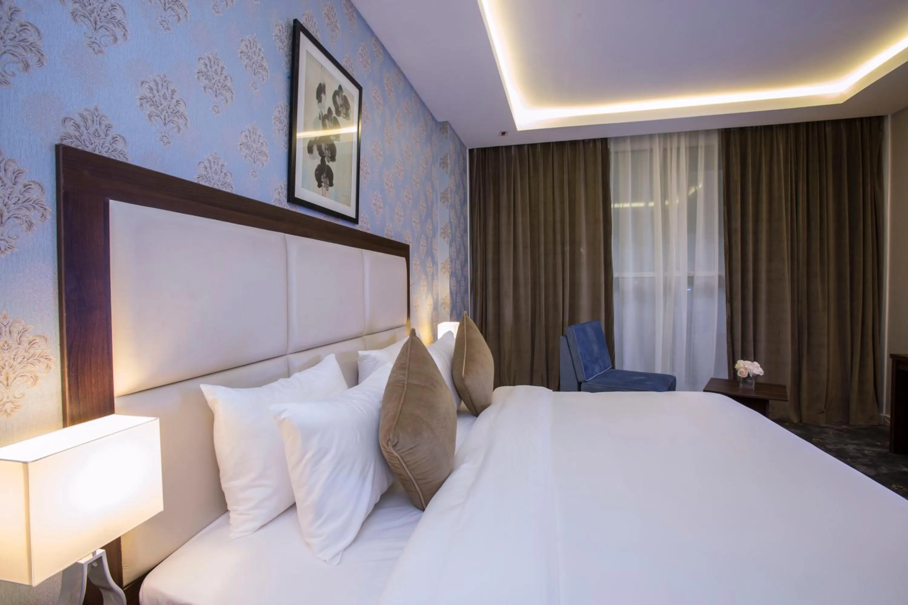 Bedroom, Bed in The Town Hotel Doha