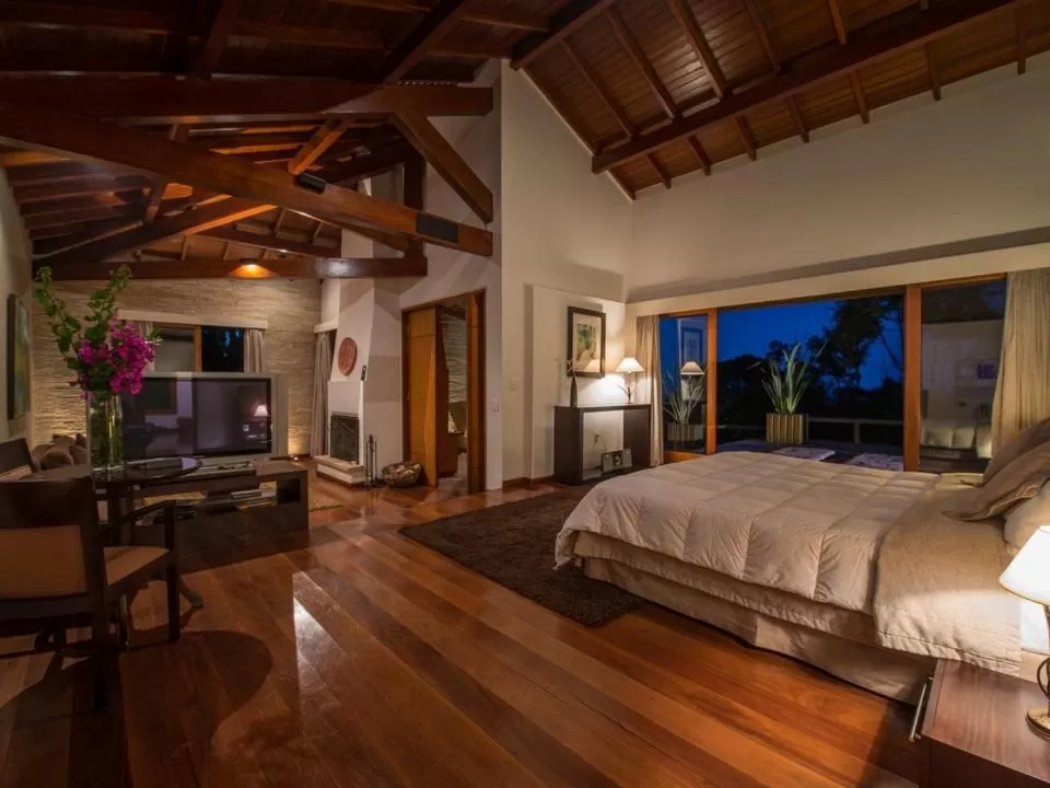 Night, Bed in Kuriuwa Hotel