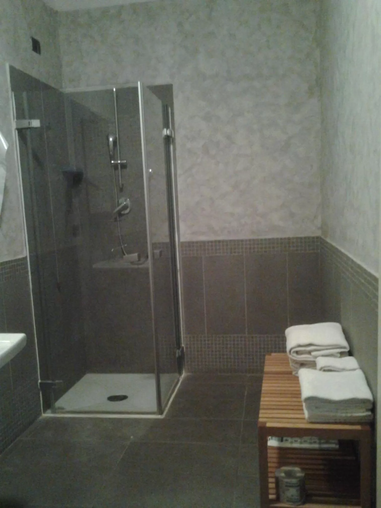 Bathroom in Hotel Lux