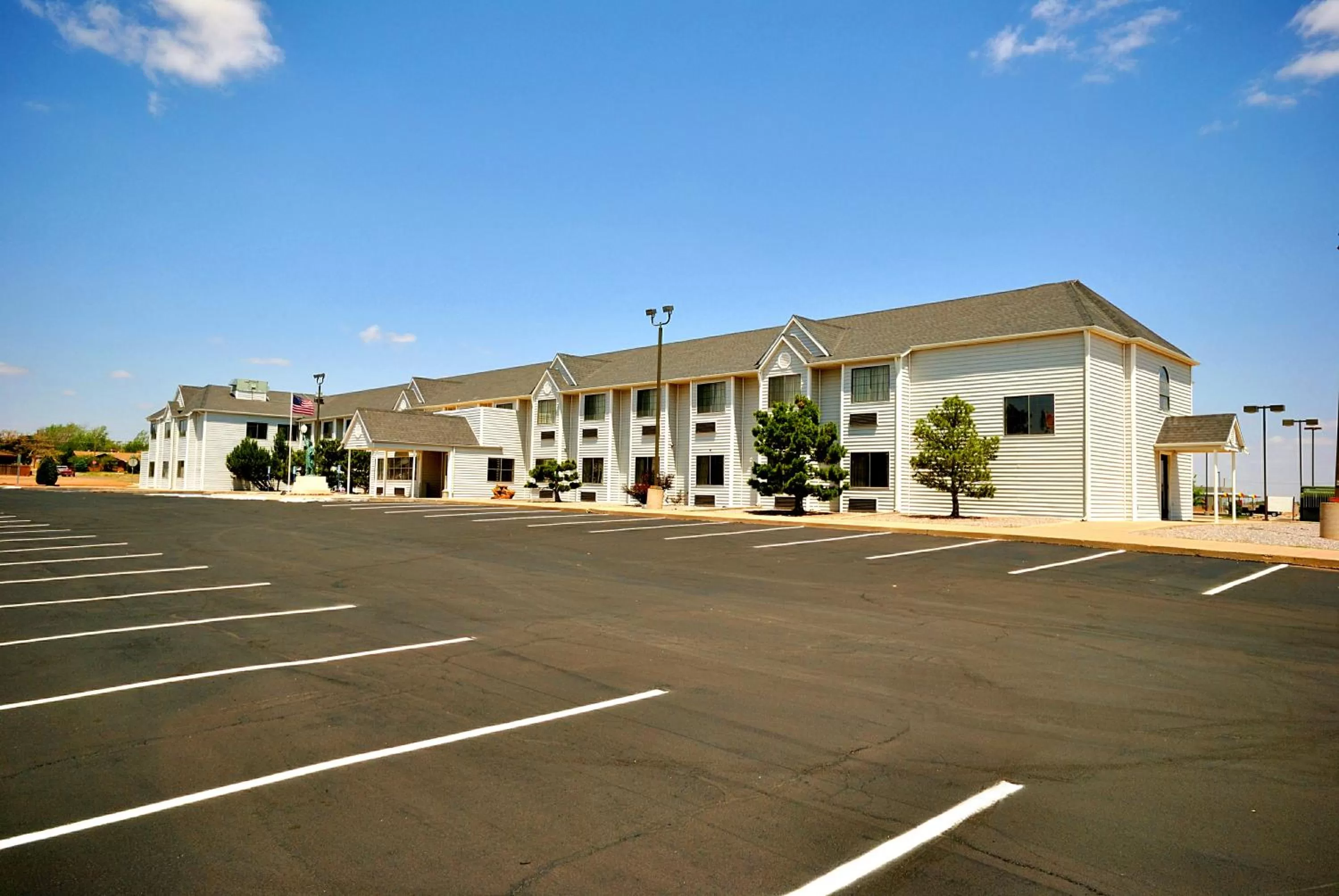 Facade/entrance in Desert Inn Tucumcari