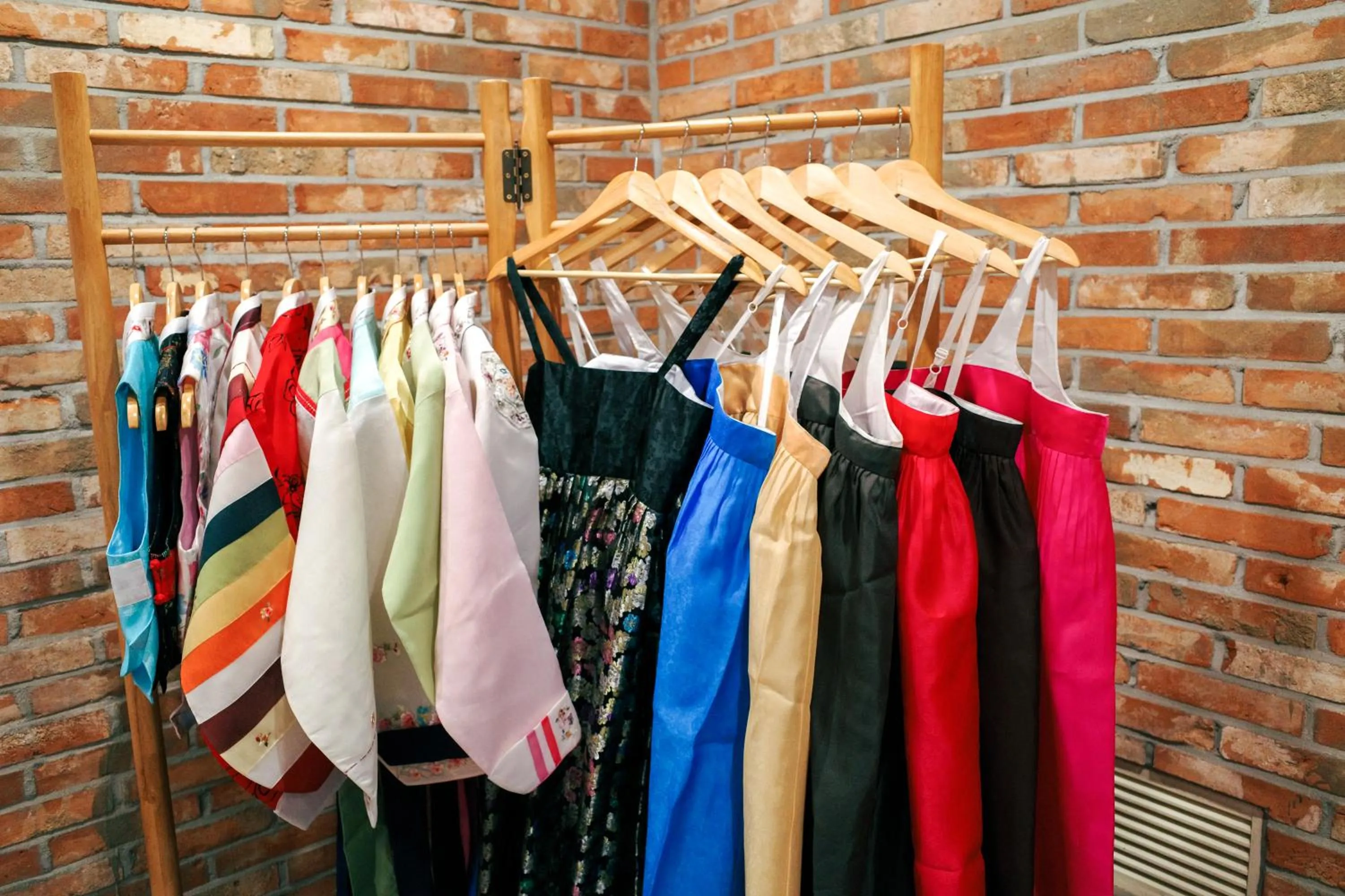 Area and facilities in Starria Hostel foreign guest only