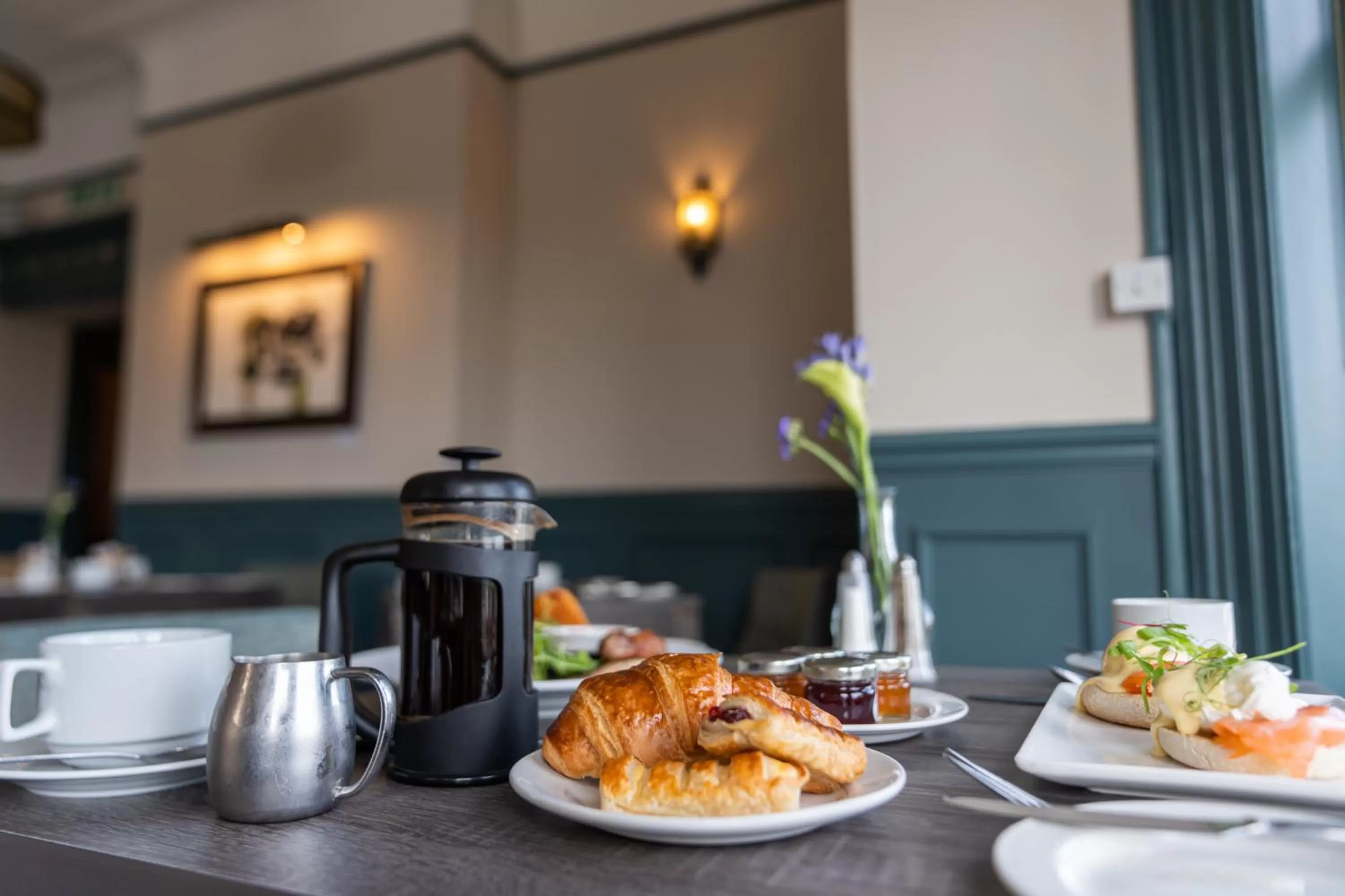 Restaurant/places to eat in The Lansdowne, Eastbourne