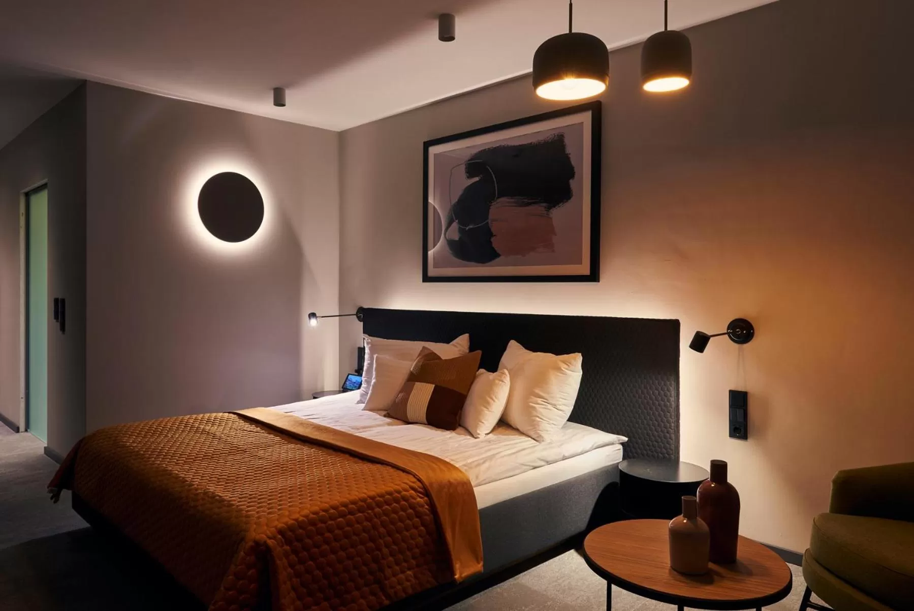 Photo of the whole room, Bed in Mountains Hotel