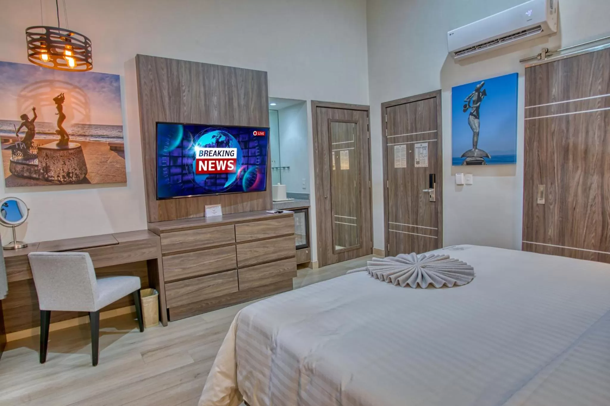 TV and multimedia, TV/Entertainment Center in Casa Nicole Boutique Hotel