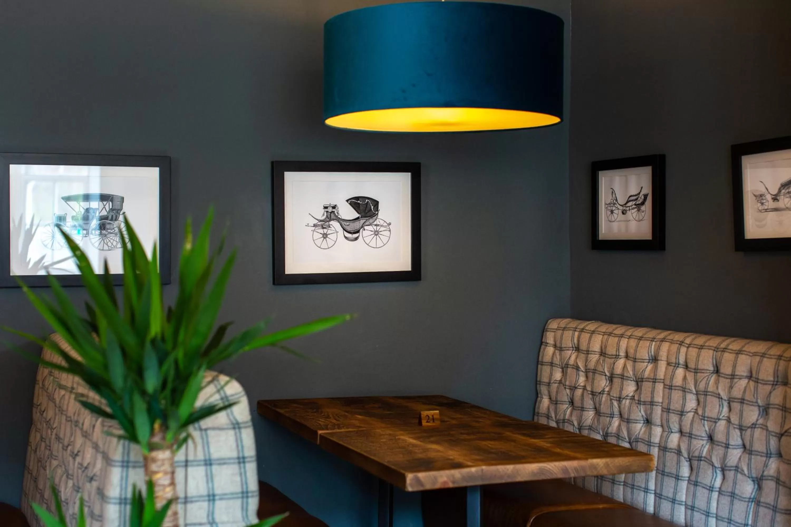 Dining area in Coach House Inn