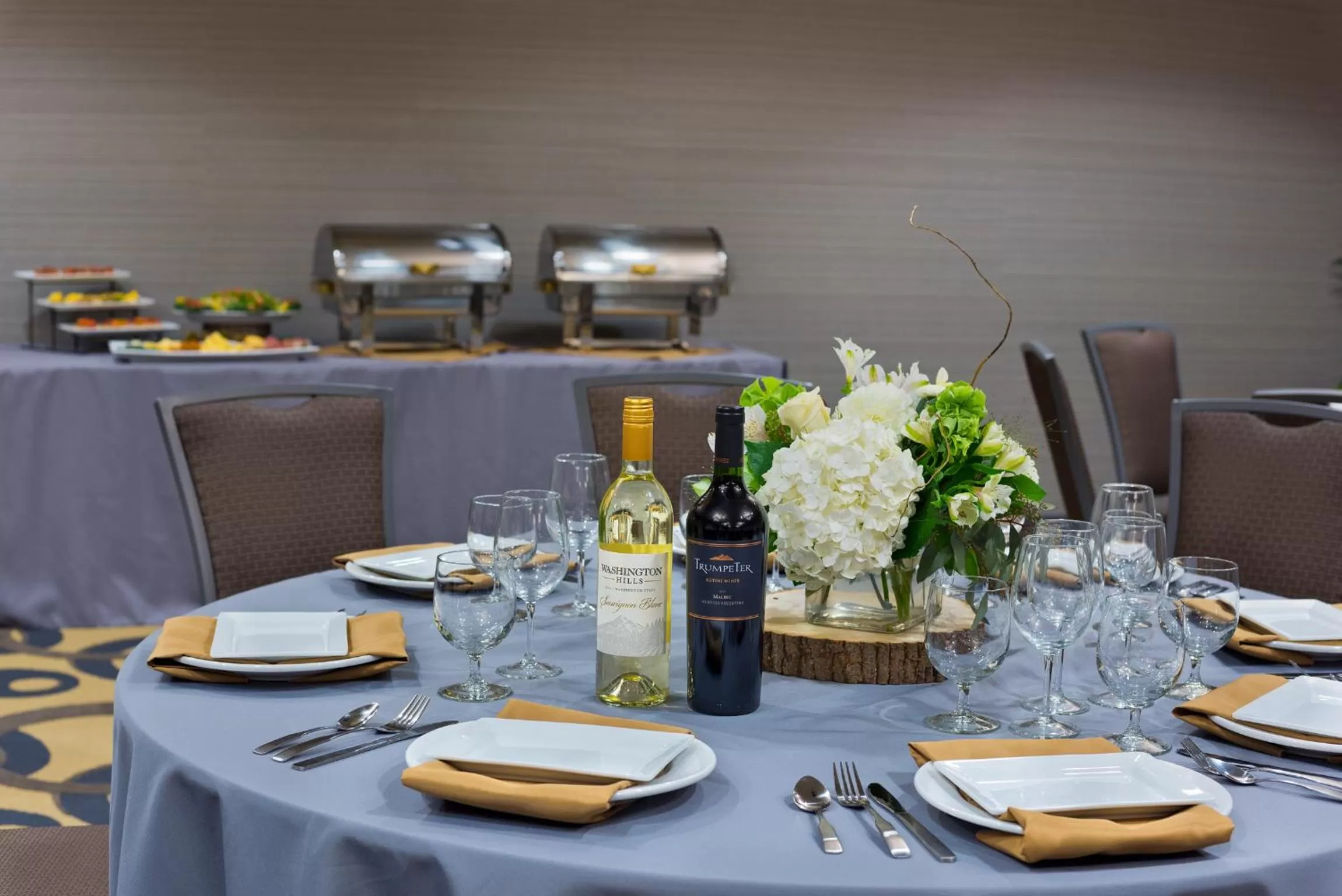 Meeting/conference room in Oxford Suites Bellingham