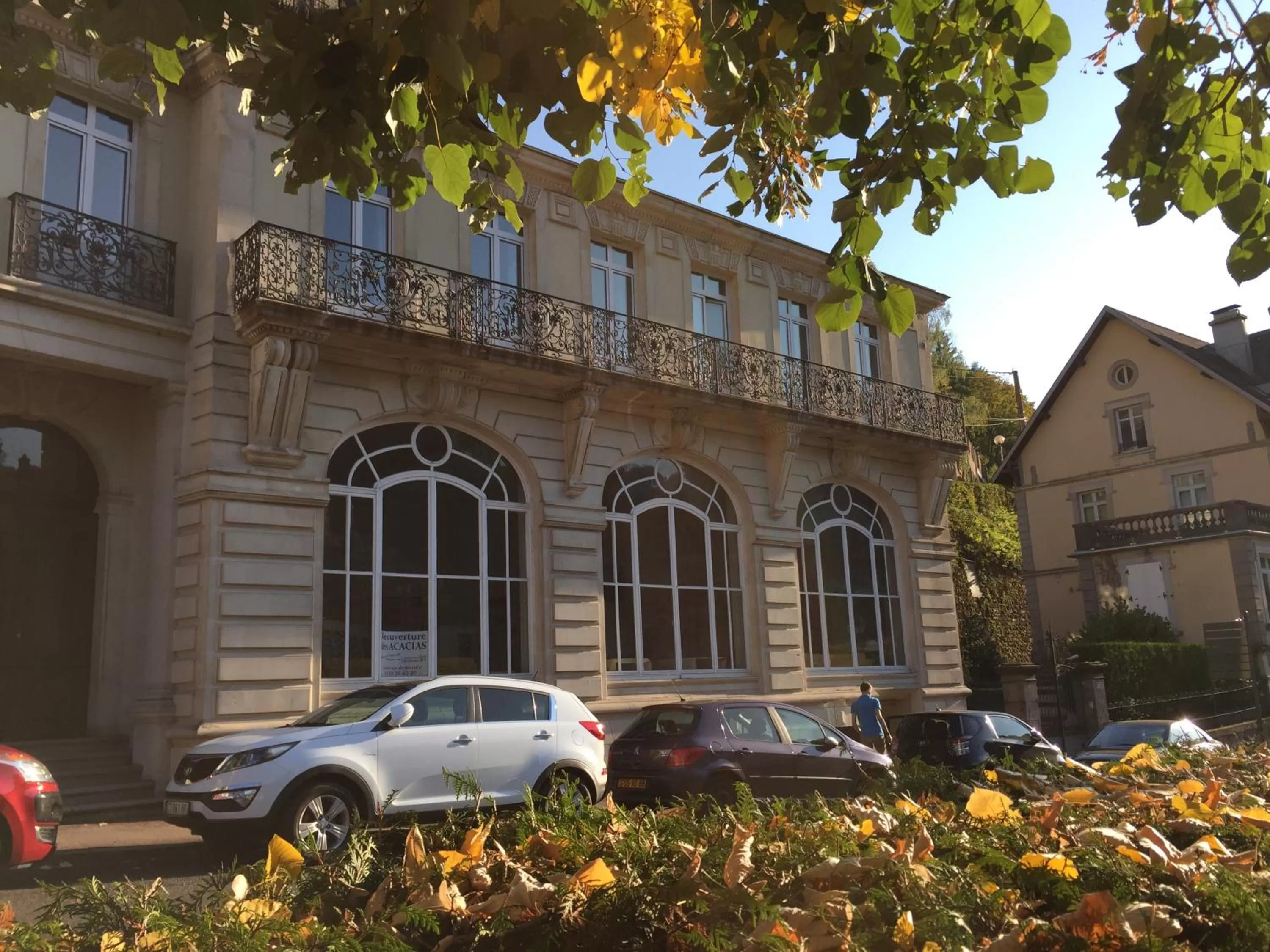 Property Building in Acacias Apparts Hotel