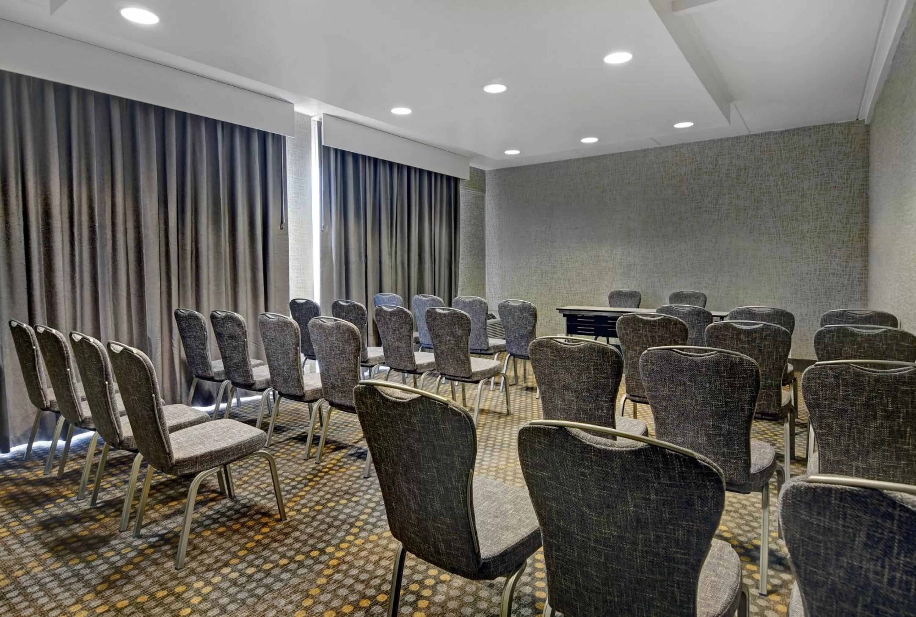 Meeting/conference room in Holiday Inn Philadelphia-Cherry Hill by IHG