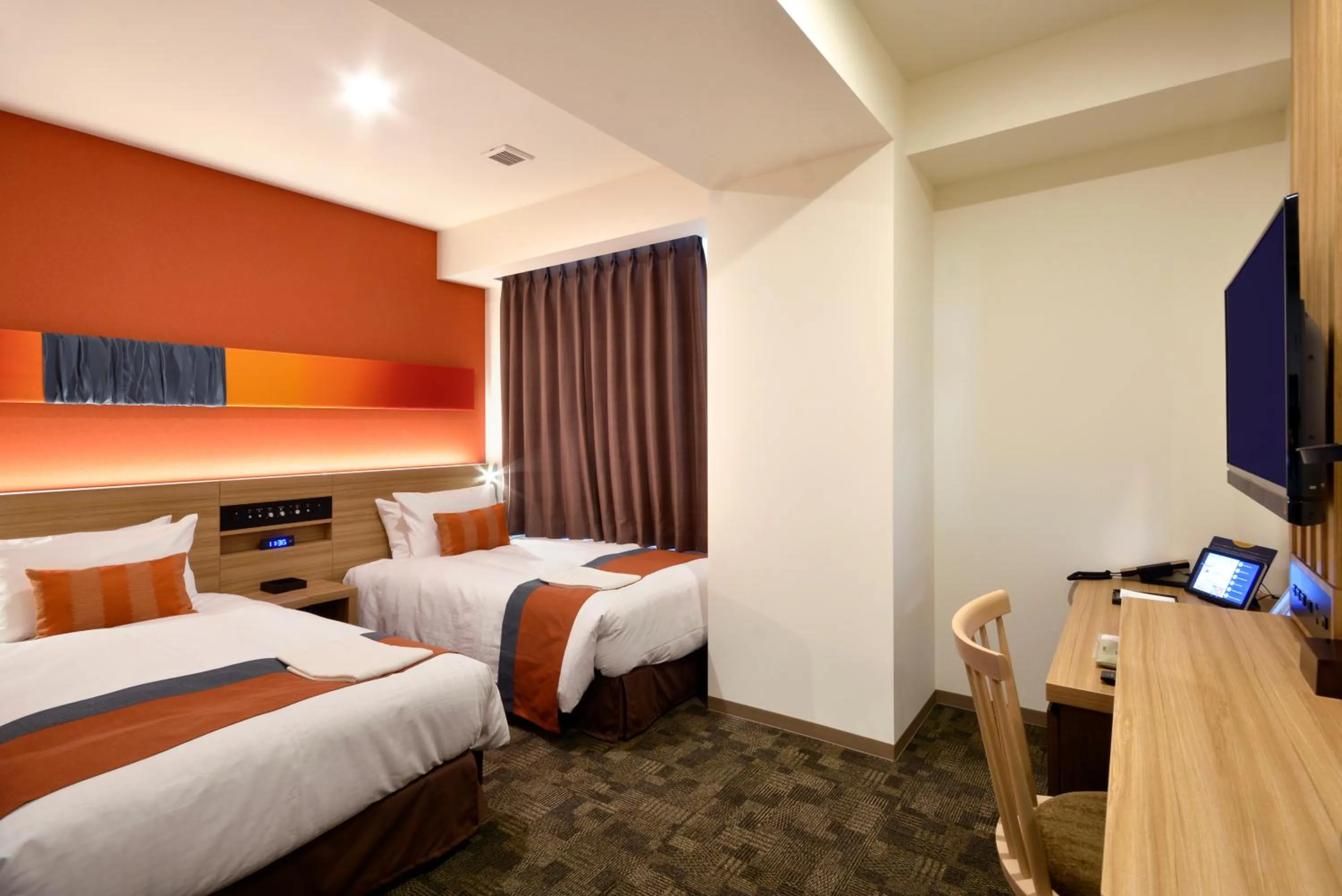 Photo of the whole room, Bed in Rembrandt Style Tokyo Nishikasai Grande