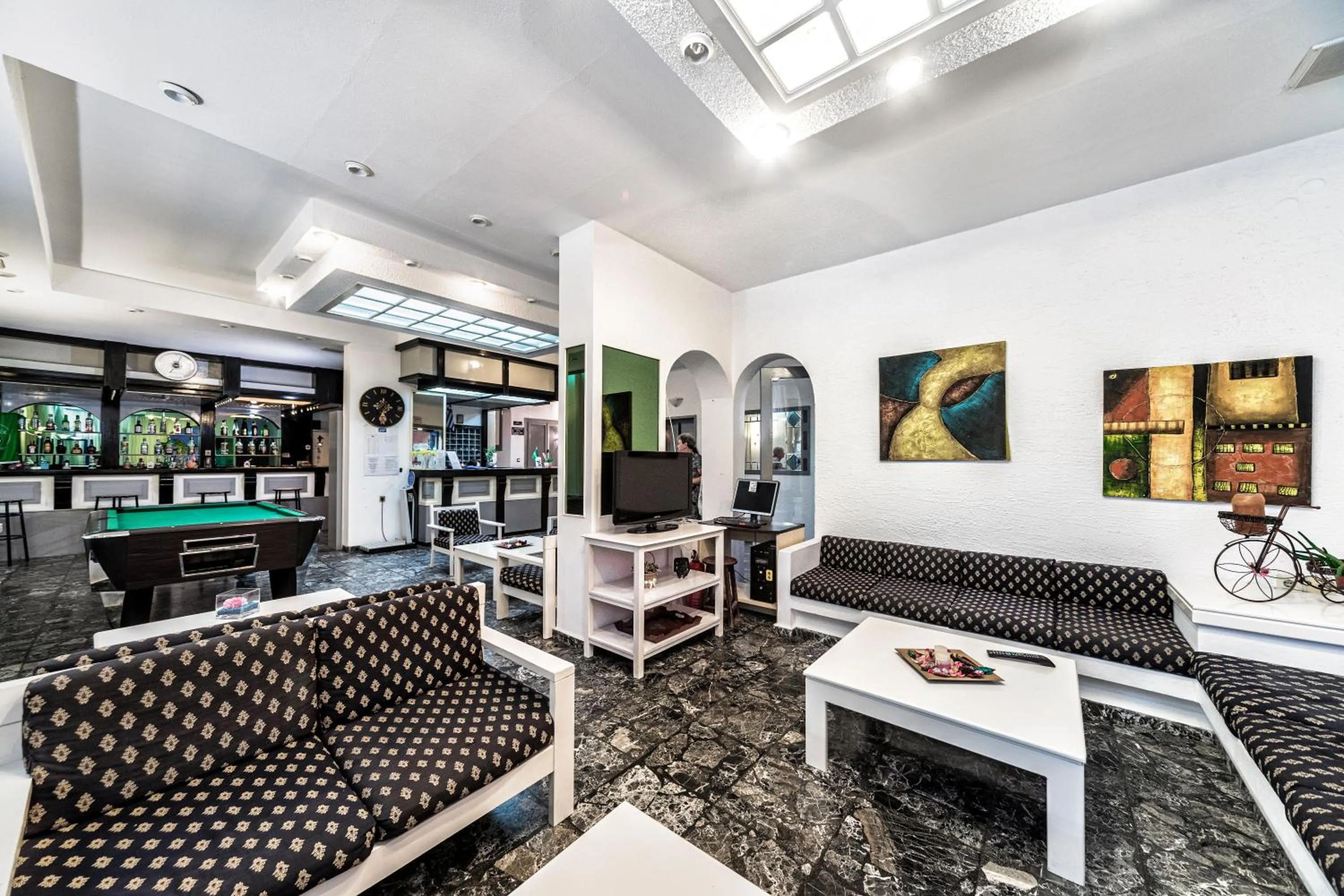 Lobby or reception in Hotel Iro