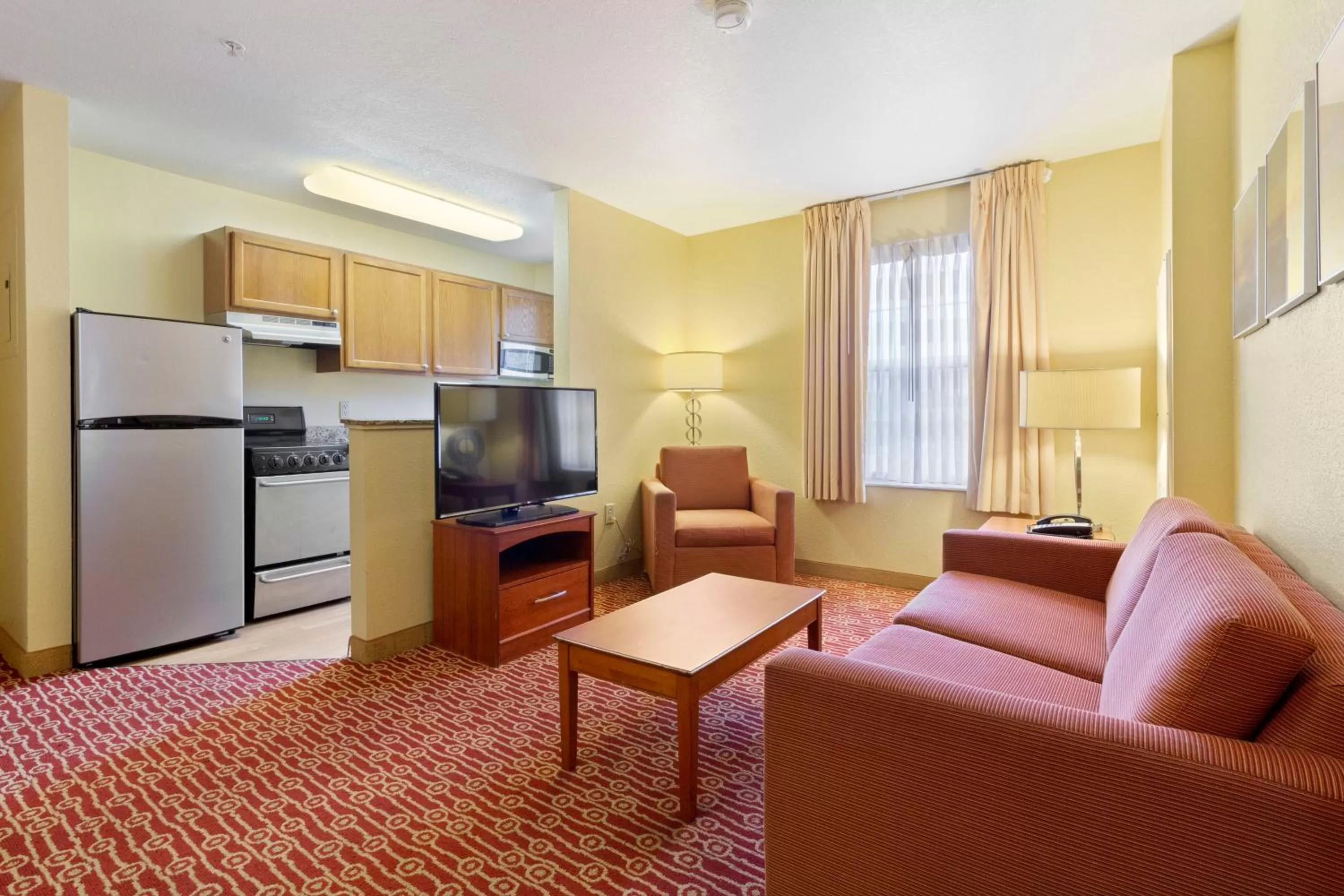 TV and multimedia in Extended Stay America Suites - Norfolk - Virginia Beach