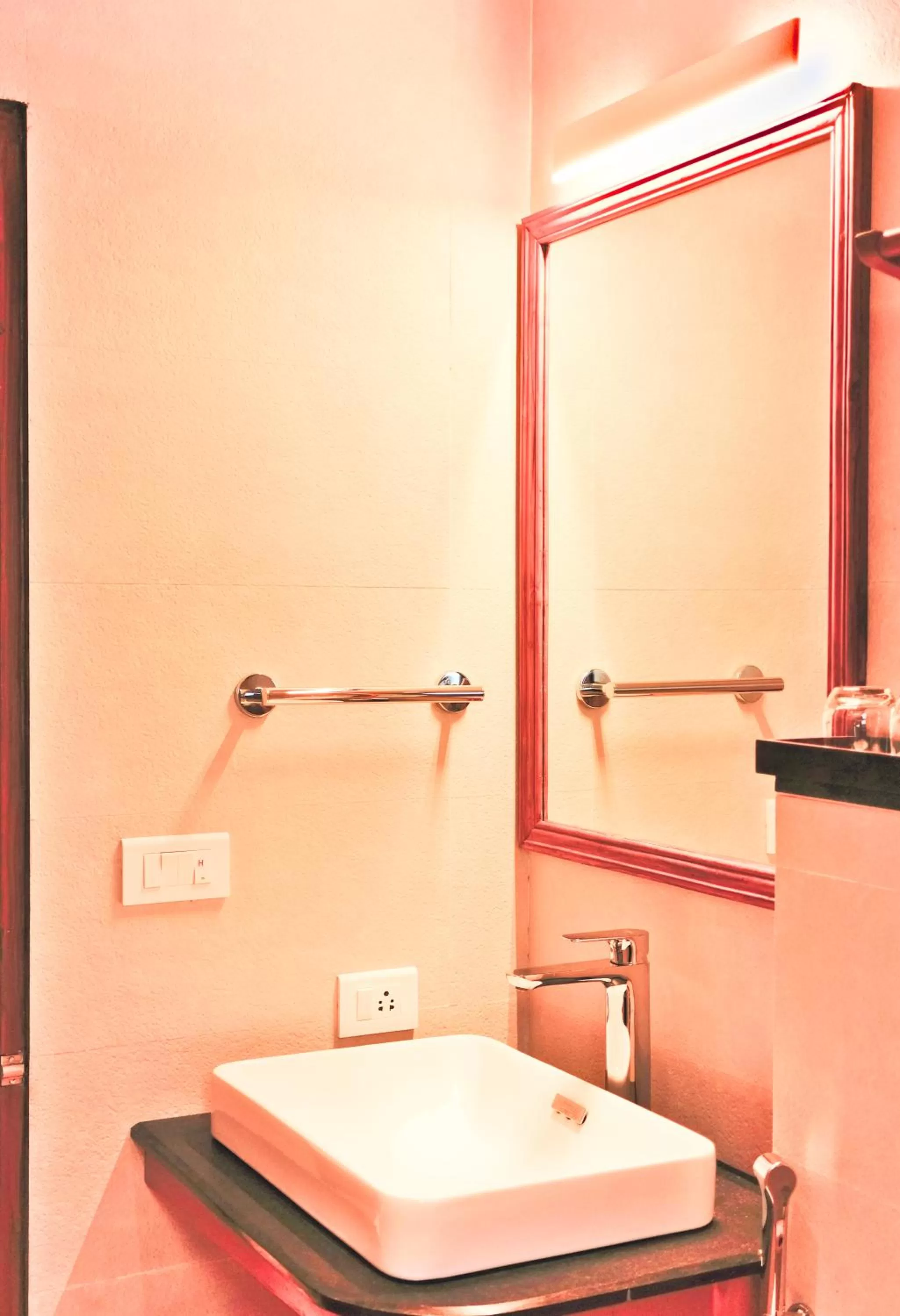 Bathroom in Rockholm at the Light House Beach