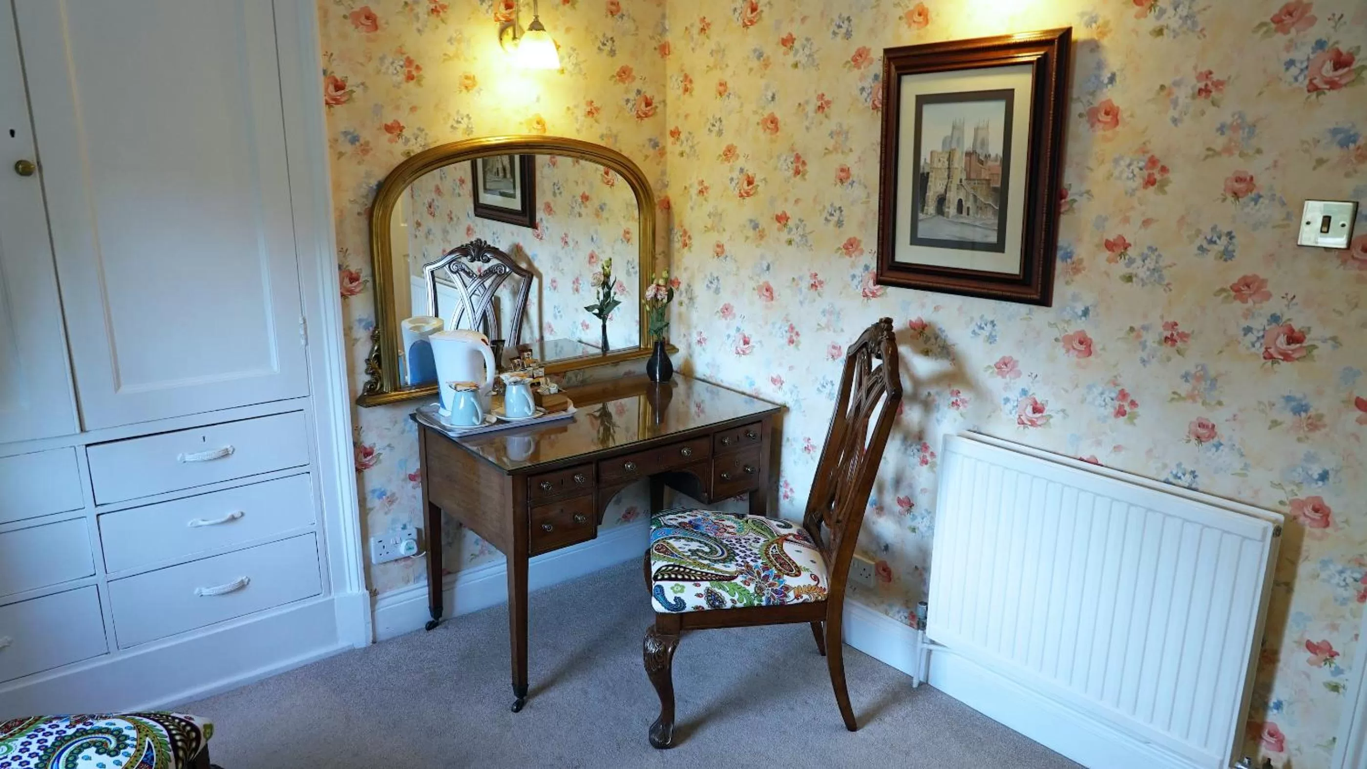 Seating area in 23 St Mary's