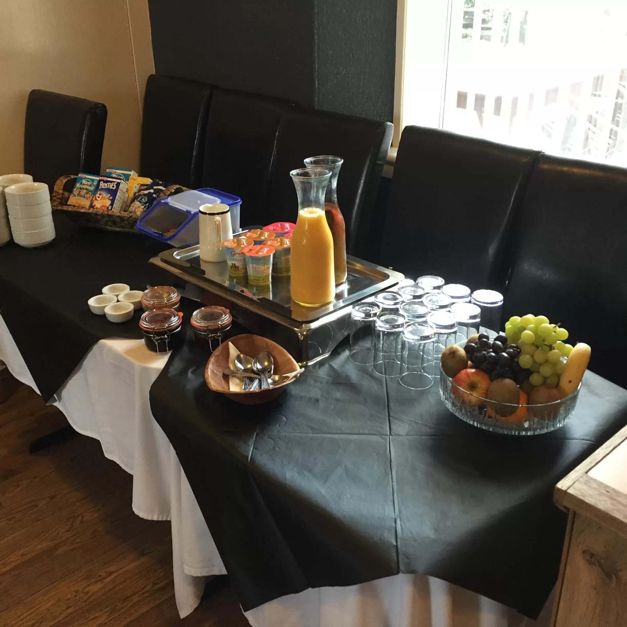 Breakfast in The Davron Hotel