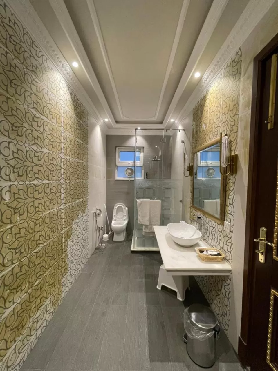 Bathroom in Arish Luxury Suites
