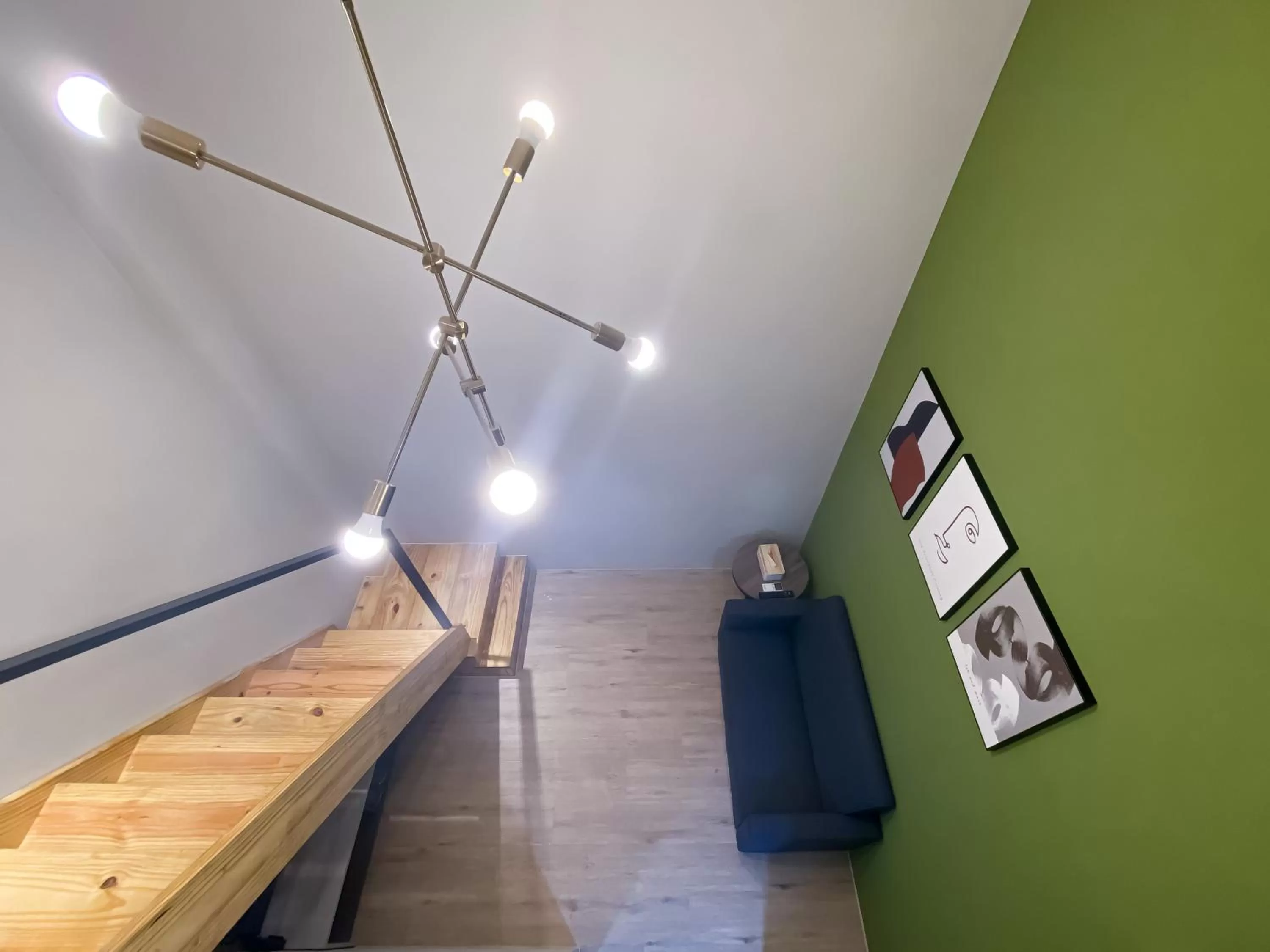 Living room, Bed in 想想旅居 Allegro Hostel