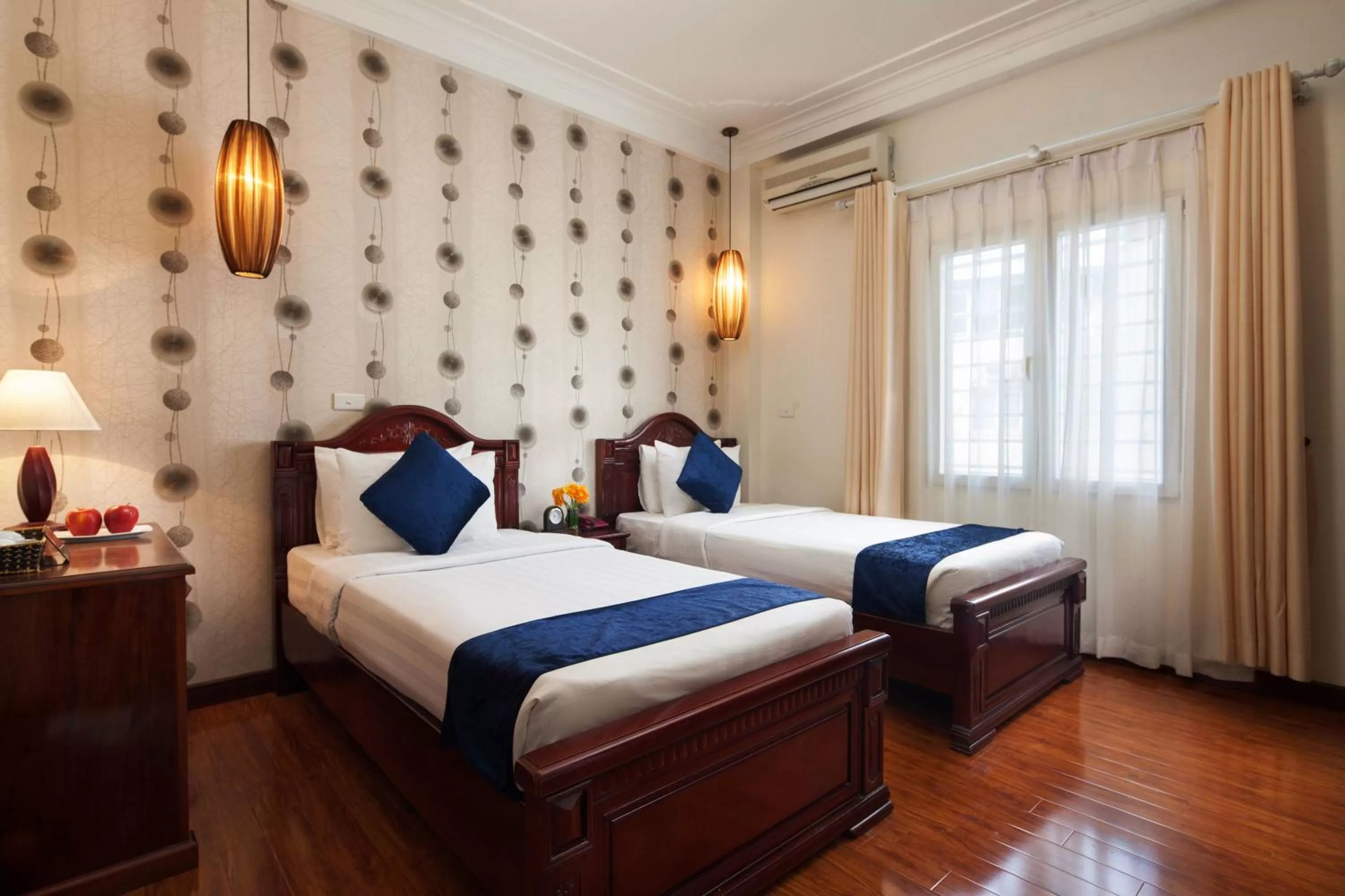 Photo of the whole room, Bed in Hanoi Golden Moon Hotel & Travel