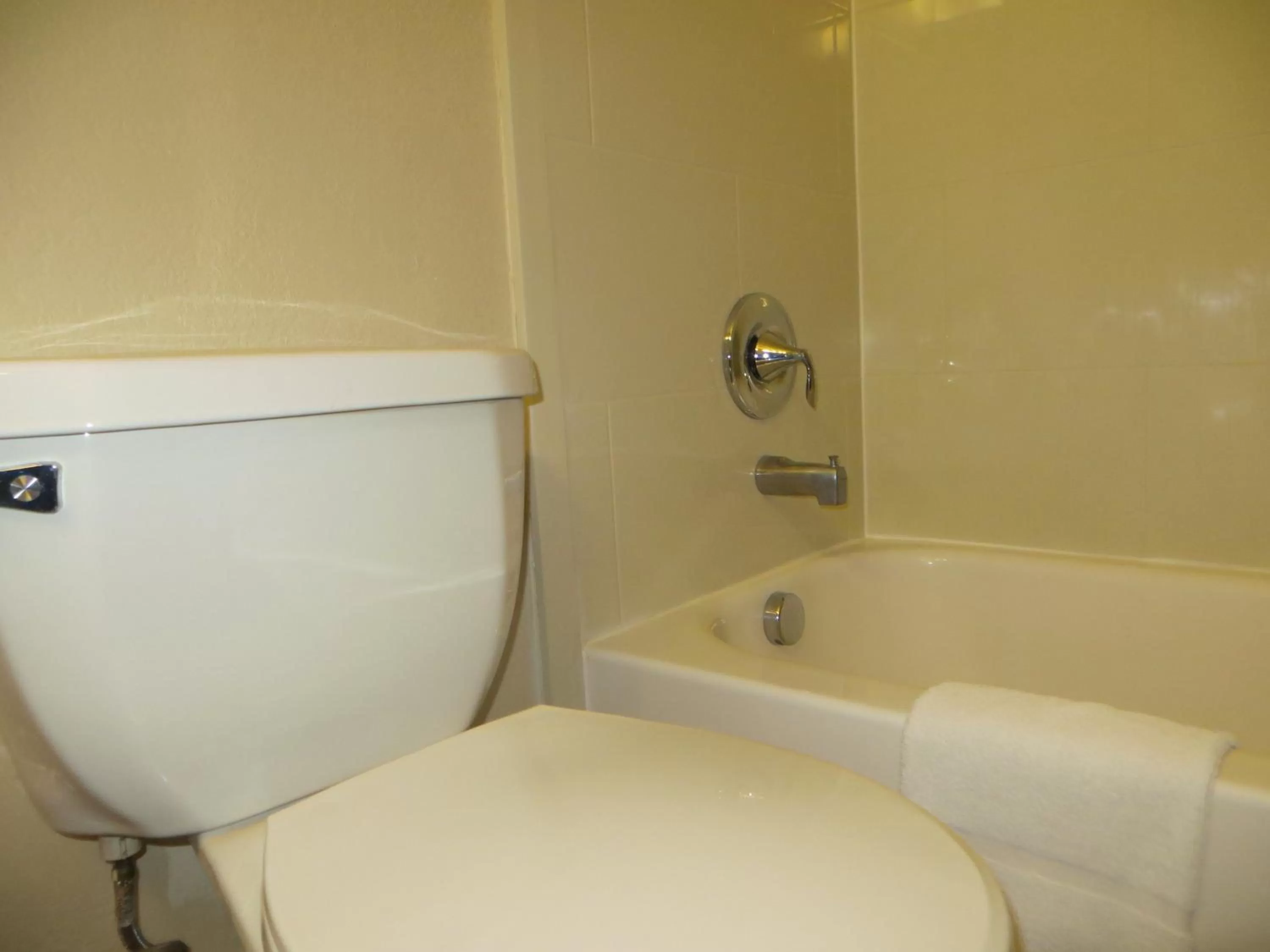 Bathroom in Comfort Suites New Braunfels - San Antonio Area