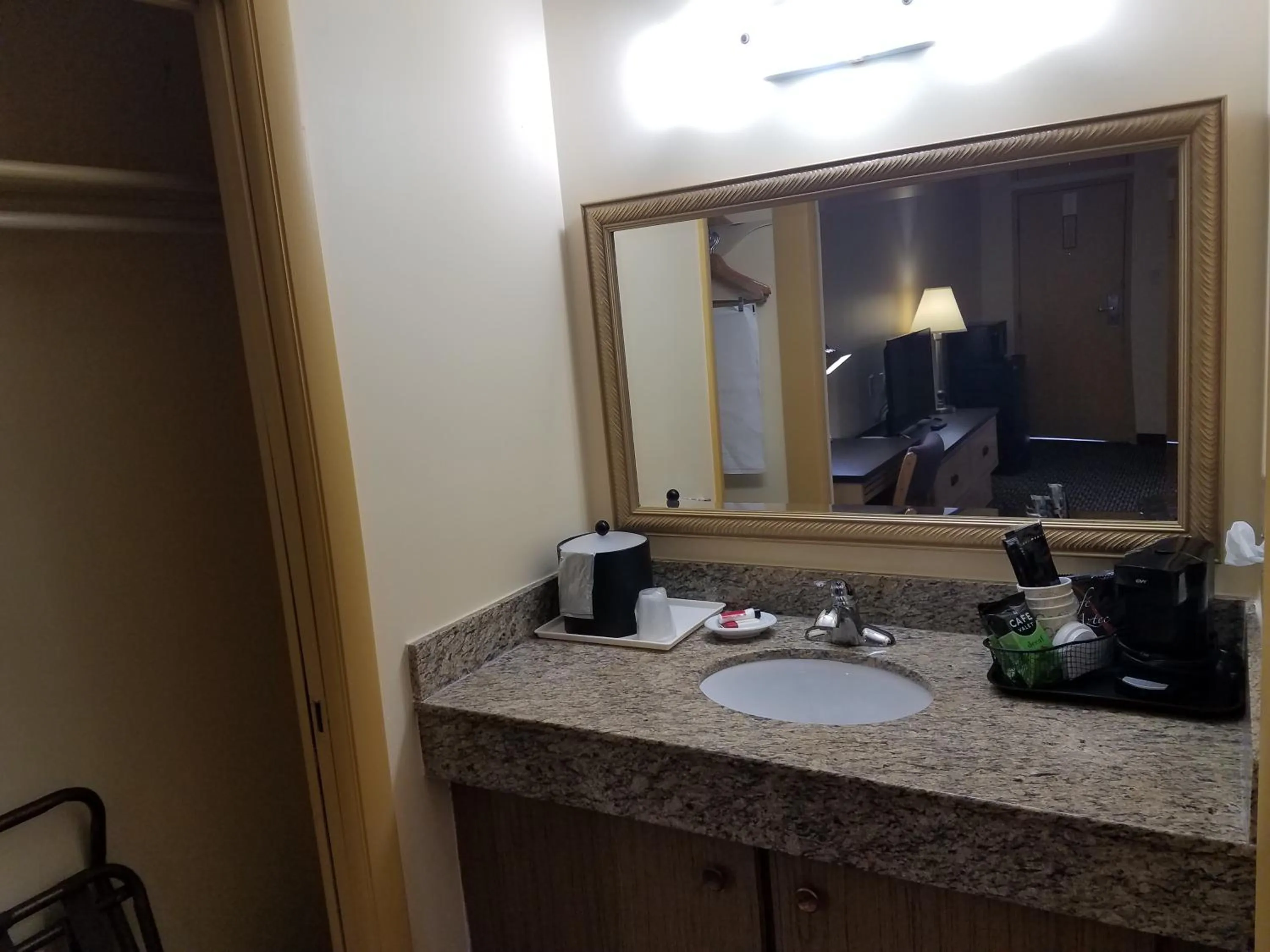 Days Inn by Wyndham Oak Ridge Knoxville