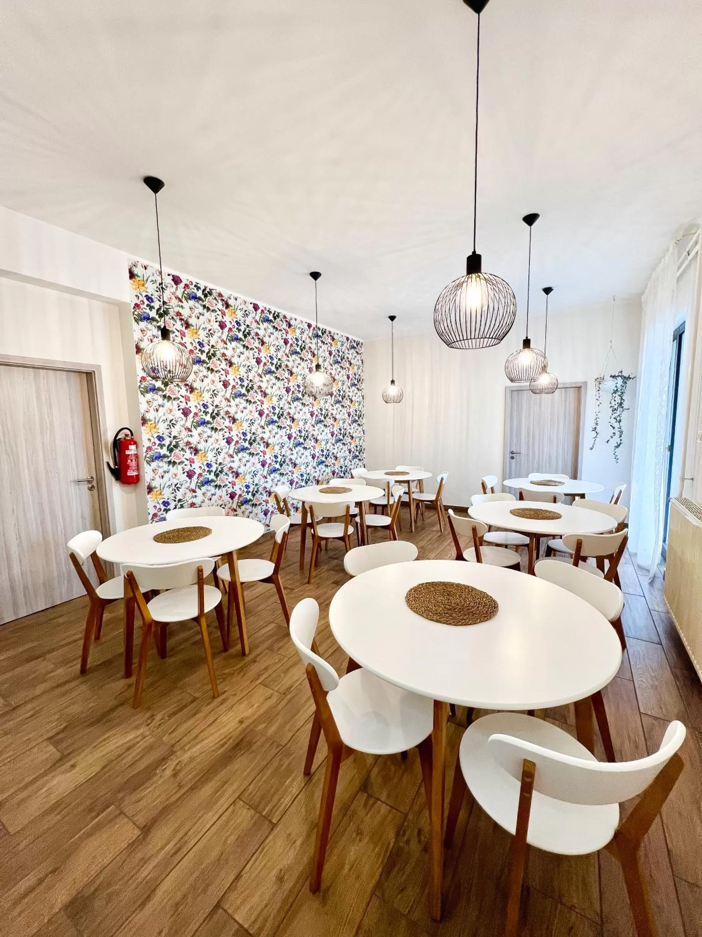 Dining area in HOP HOUSE Garni Hotel