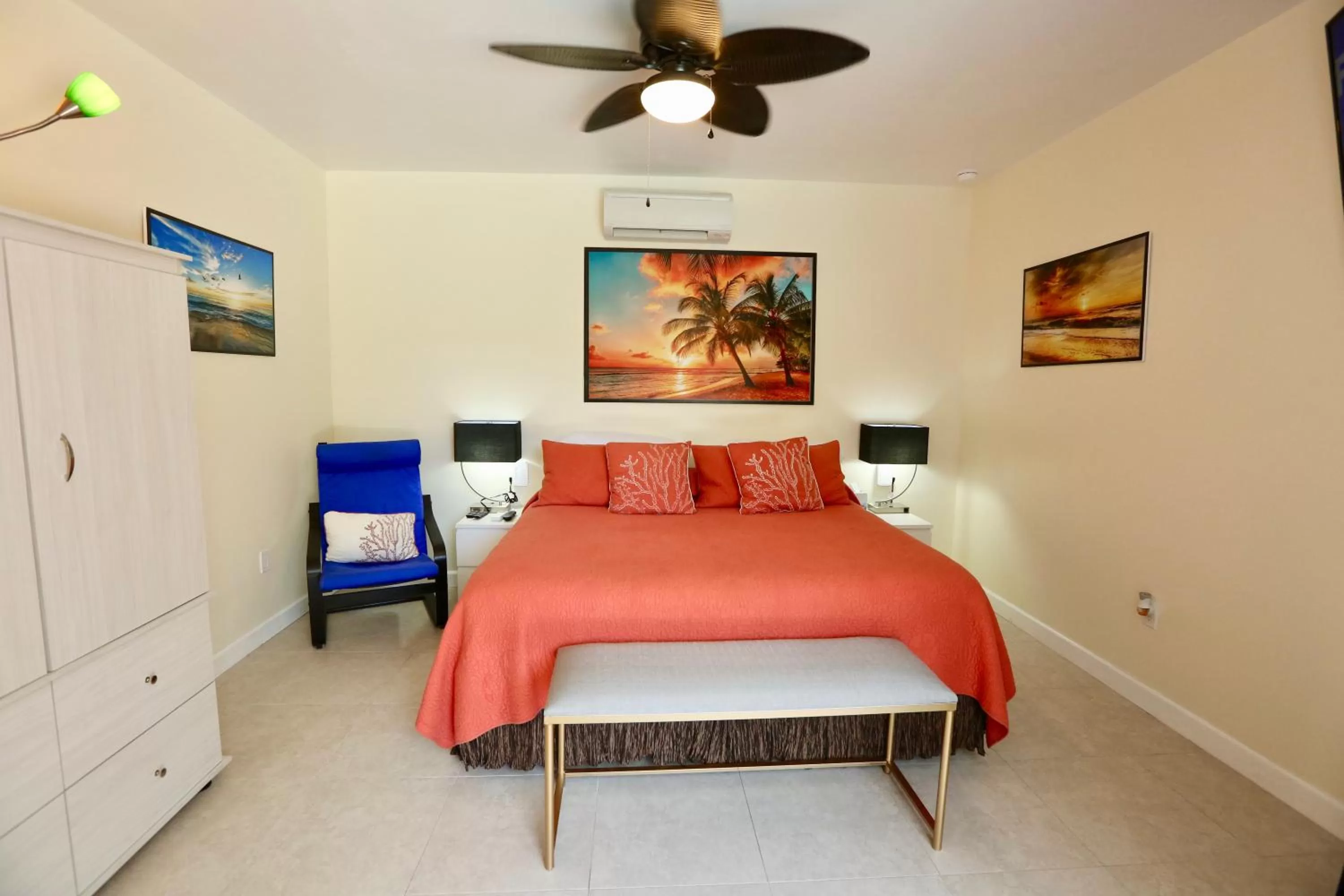 Bed in Fantasy Island Inn, Caters to Men