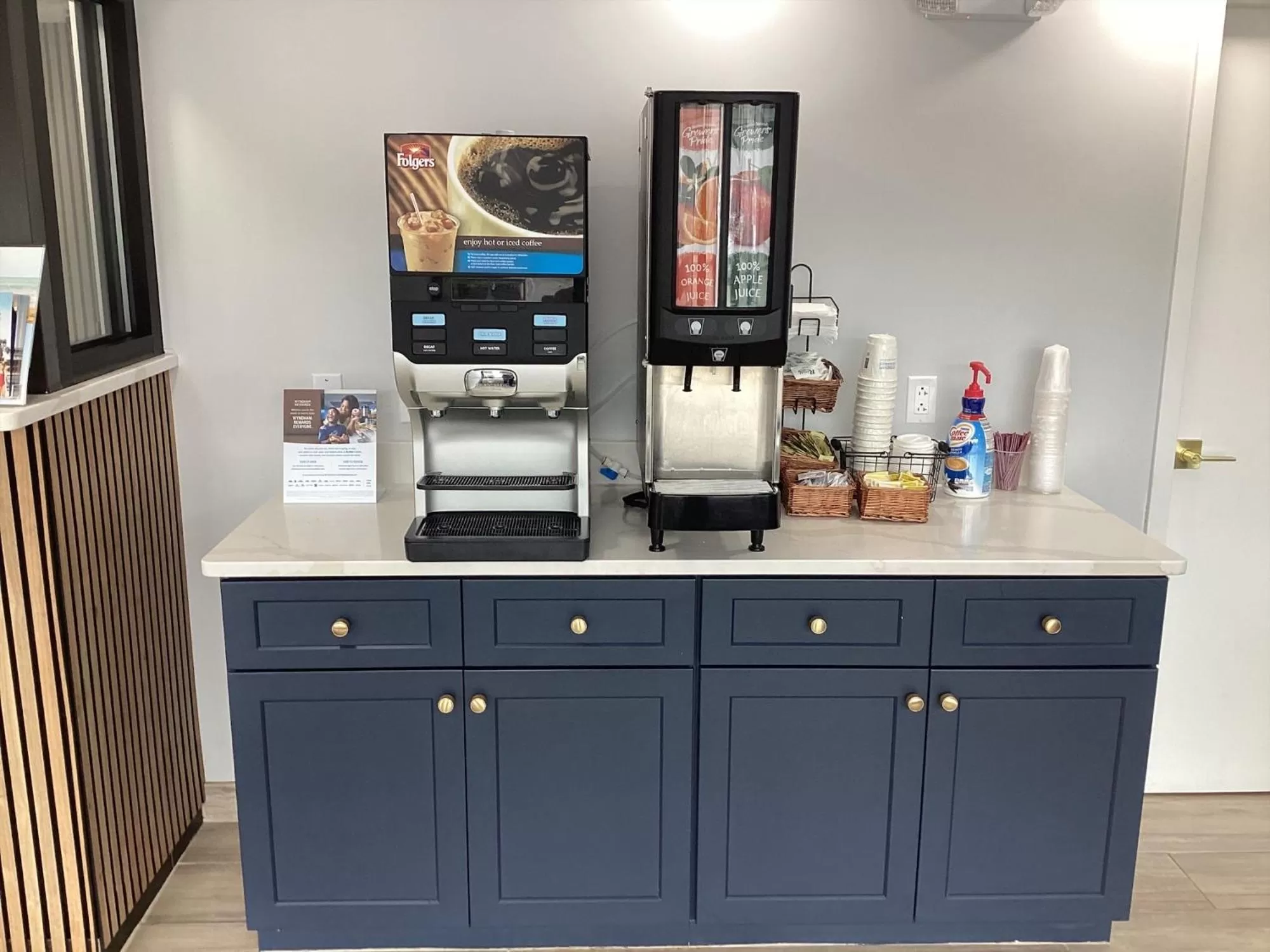 Coffee/tea facilities in Days-Inn by Wyndham Baltimore Northwest