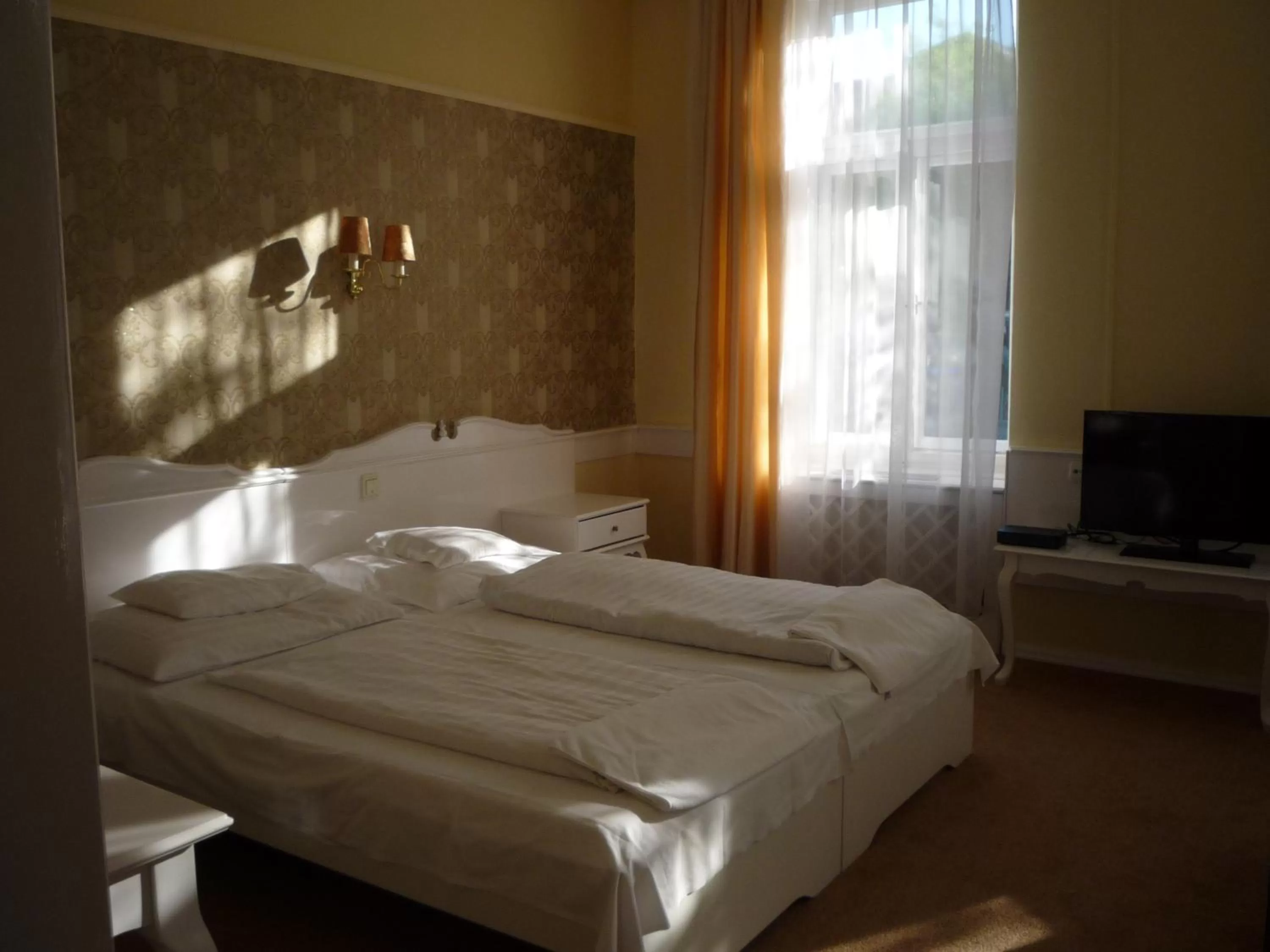 Double or Twin Room in Fiume Hotel