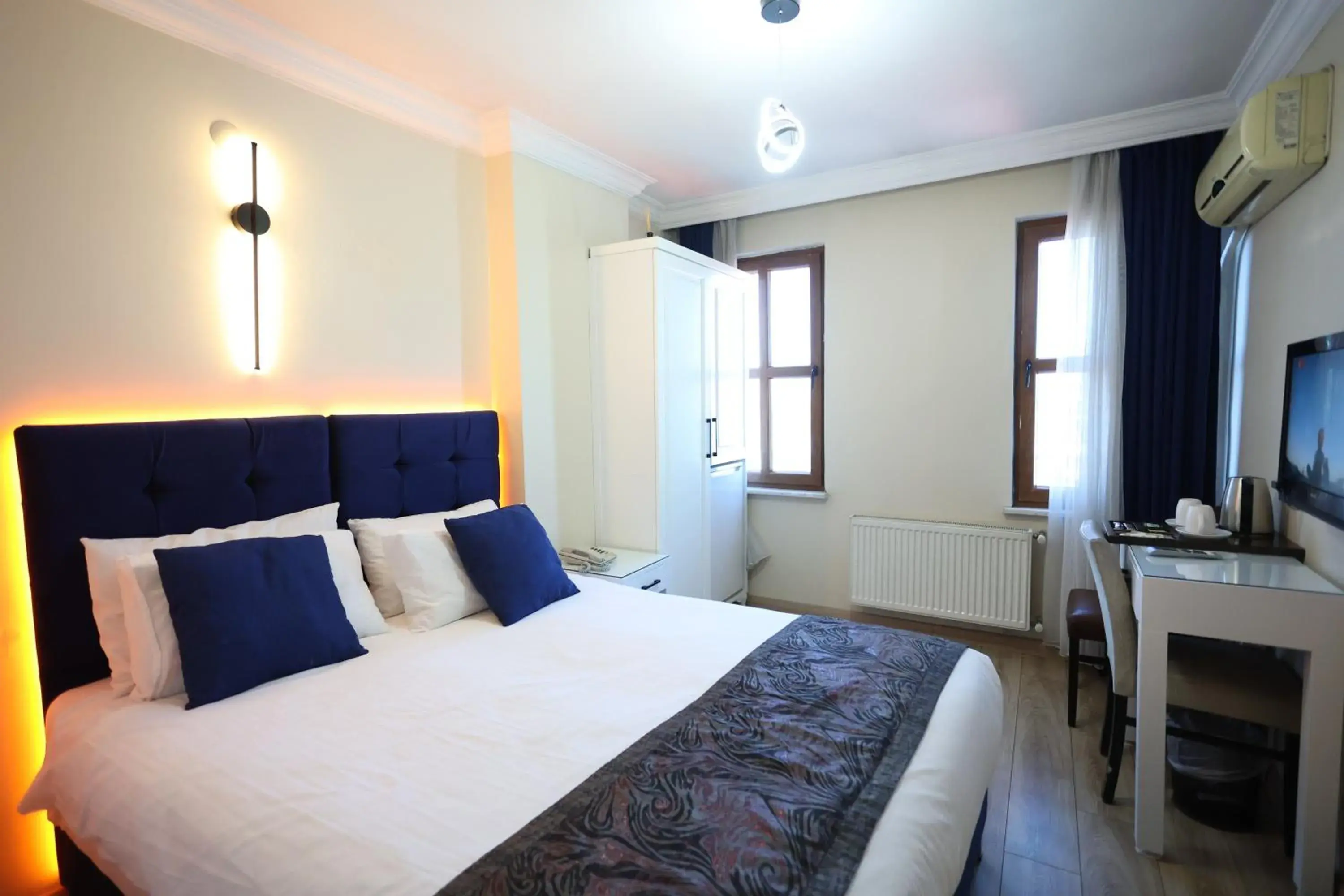 Deluxe Double Room with Sea View in Arven Hotel Deluxe Double Room with Sea View in Arven Hotel