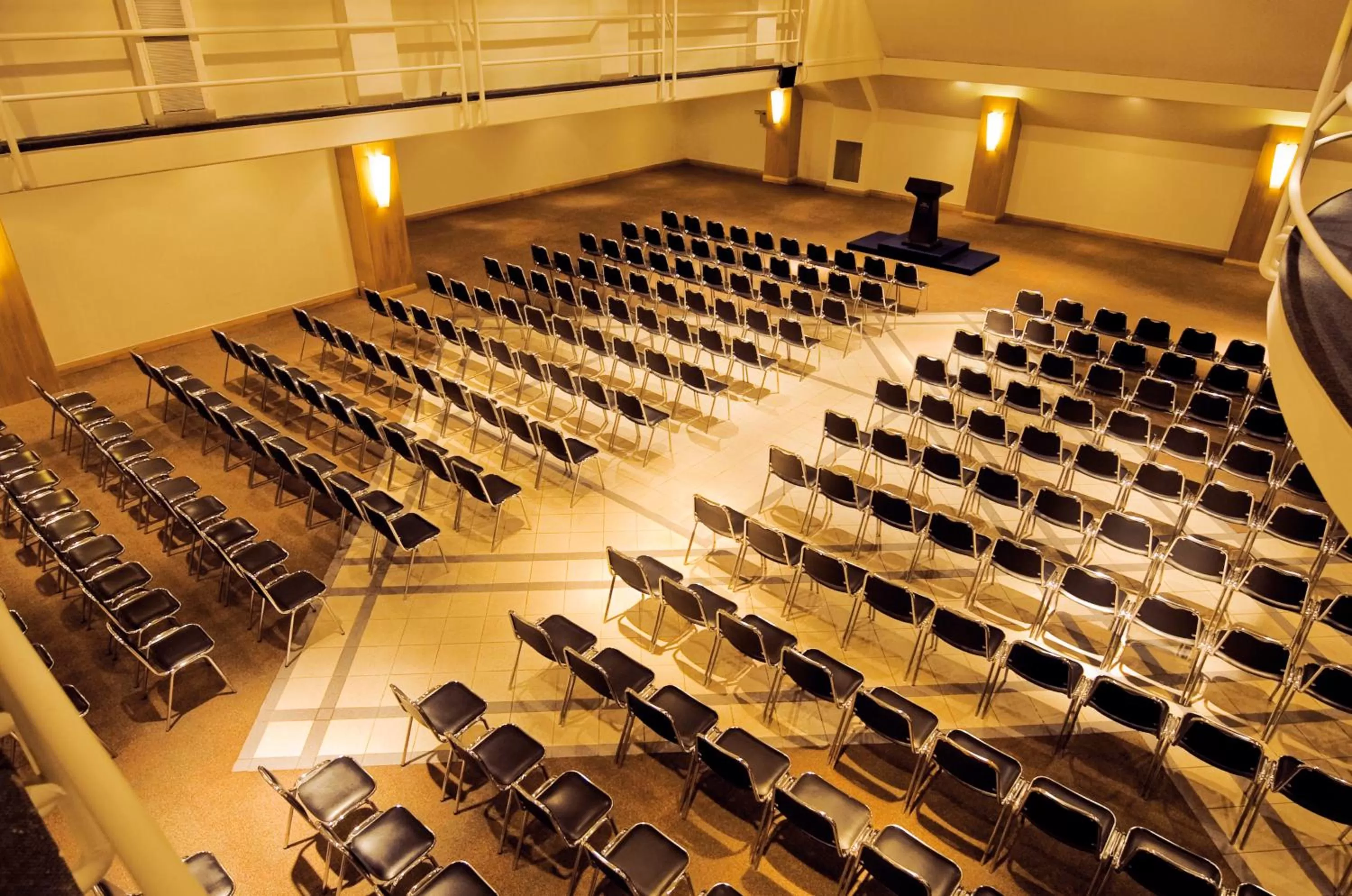 Business facilities in Best Western Marina del Rey