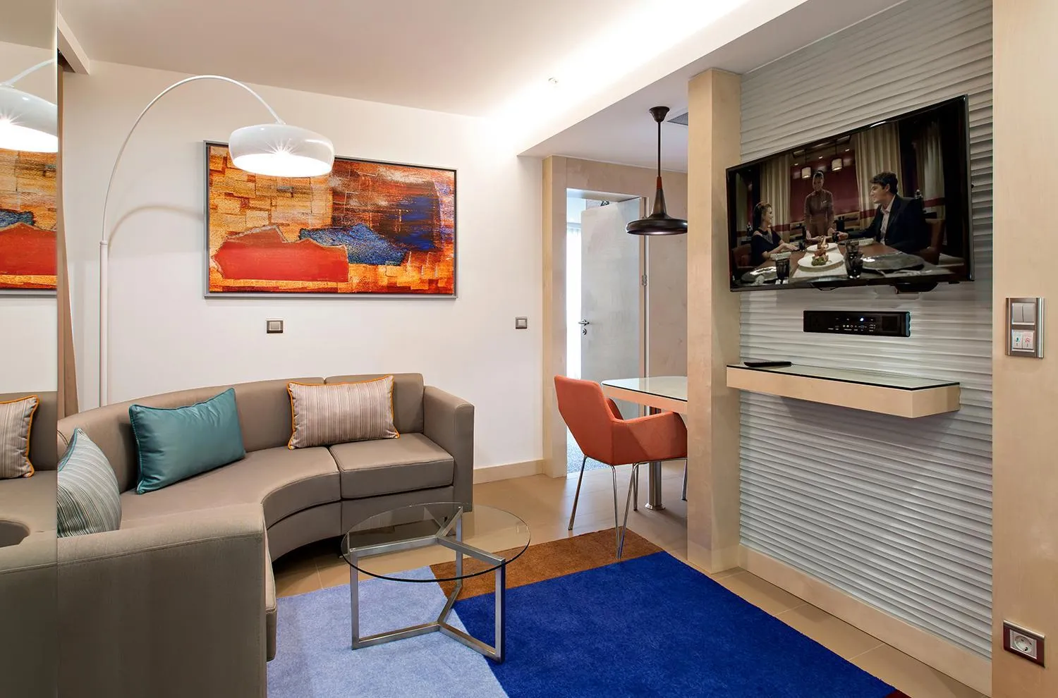 Dining area in Tango Arjaan by Rotana Istanbul Asia