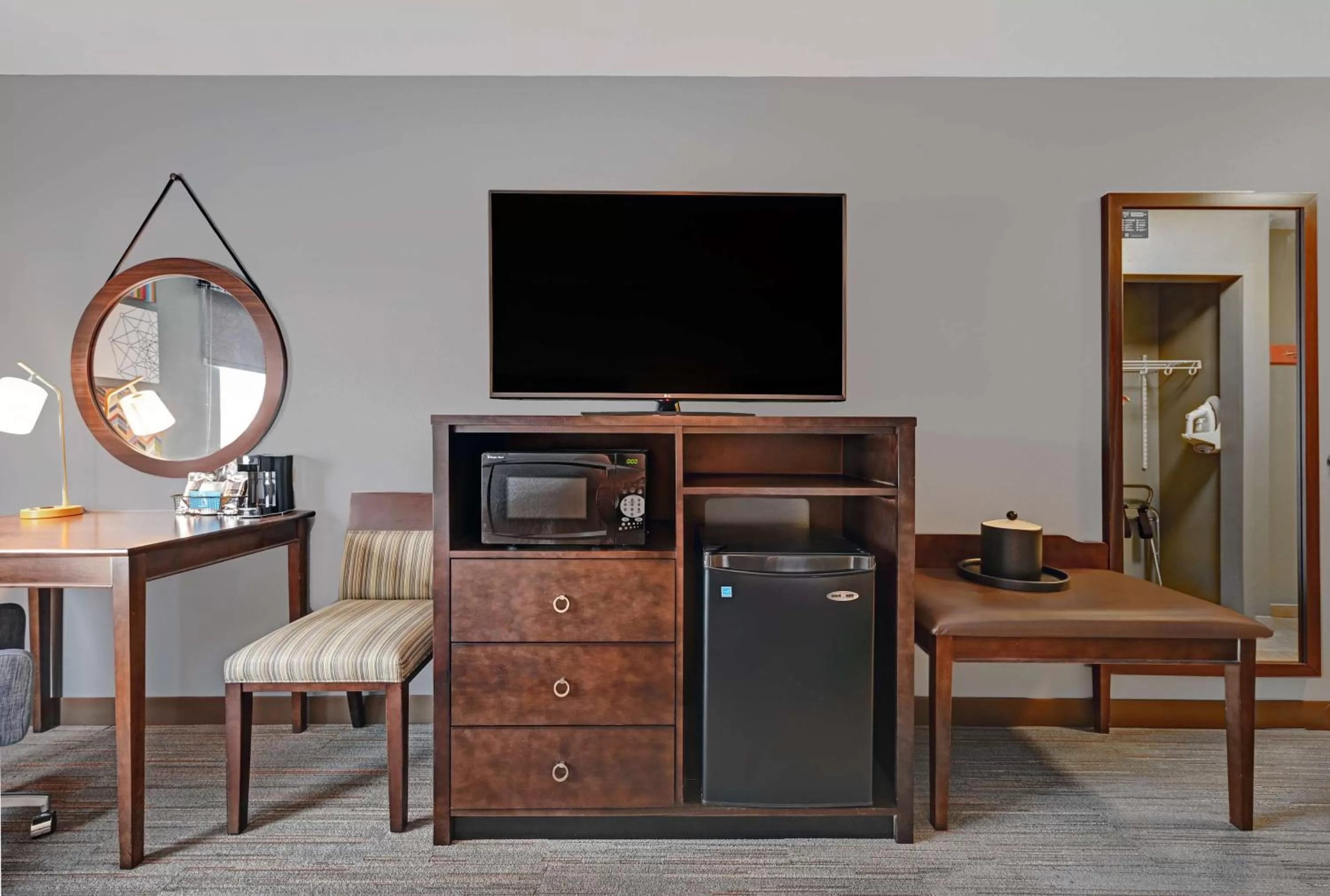 Bedroom in Hampton Inn Farmington