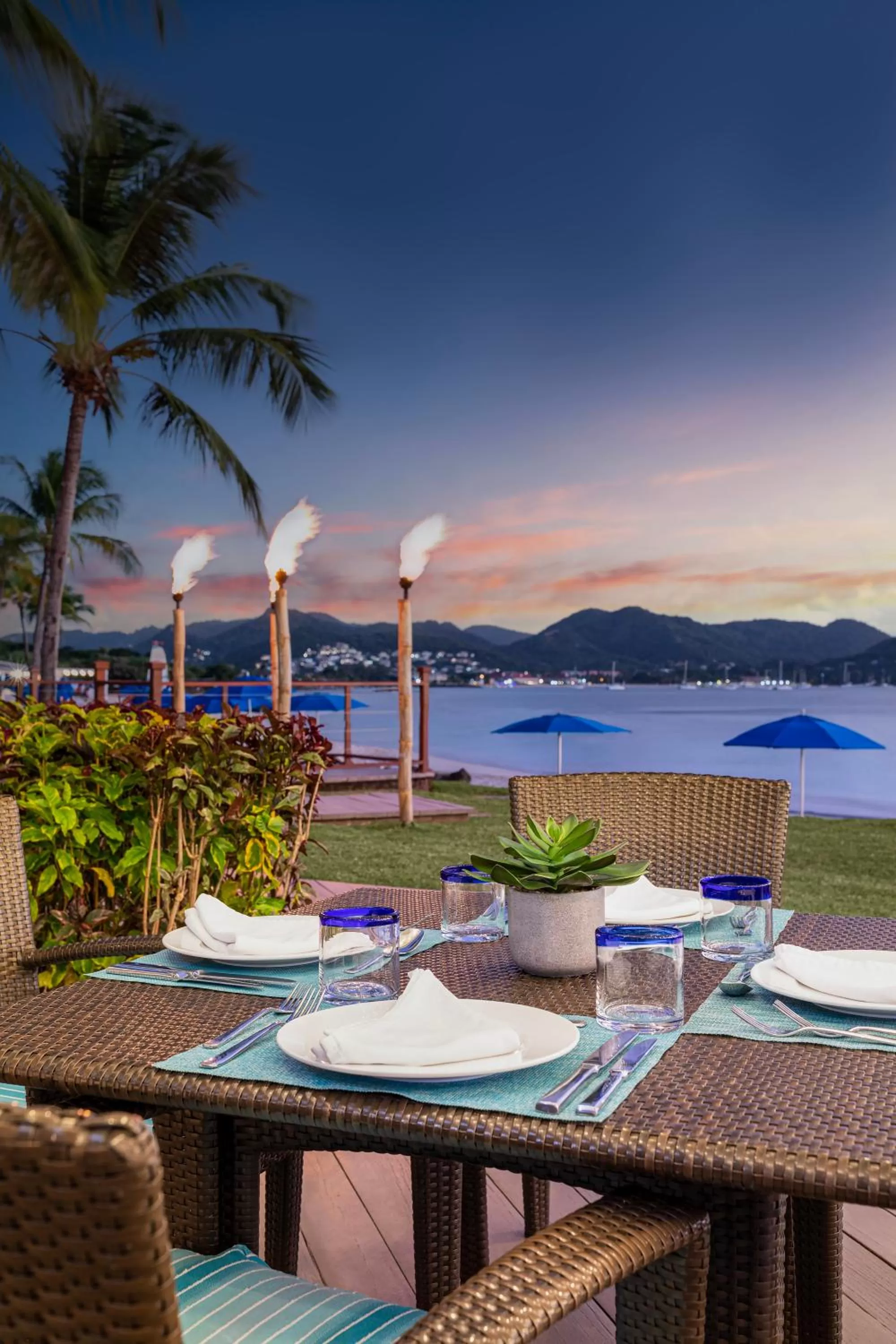 Restaurant/places to eat in The Landings Resort and Spa - All Suites