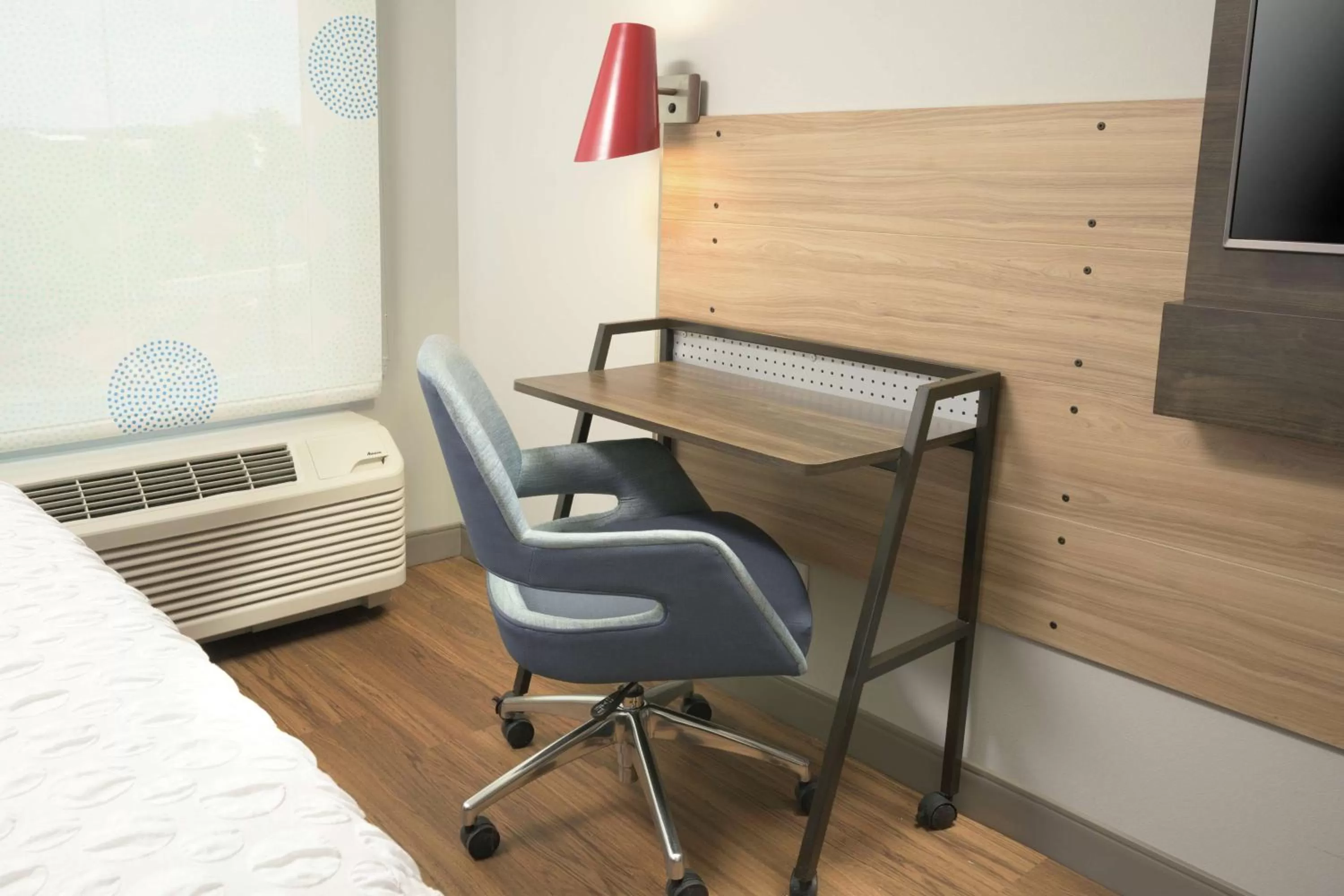 Bedroom in Tru By Hilton Kennesaw, Ga