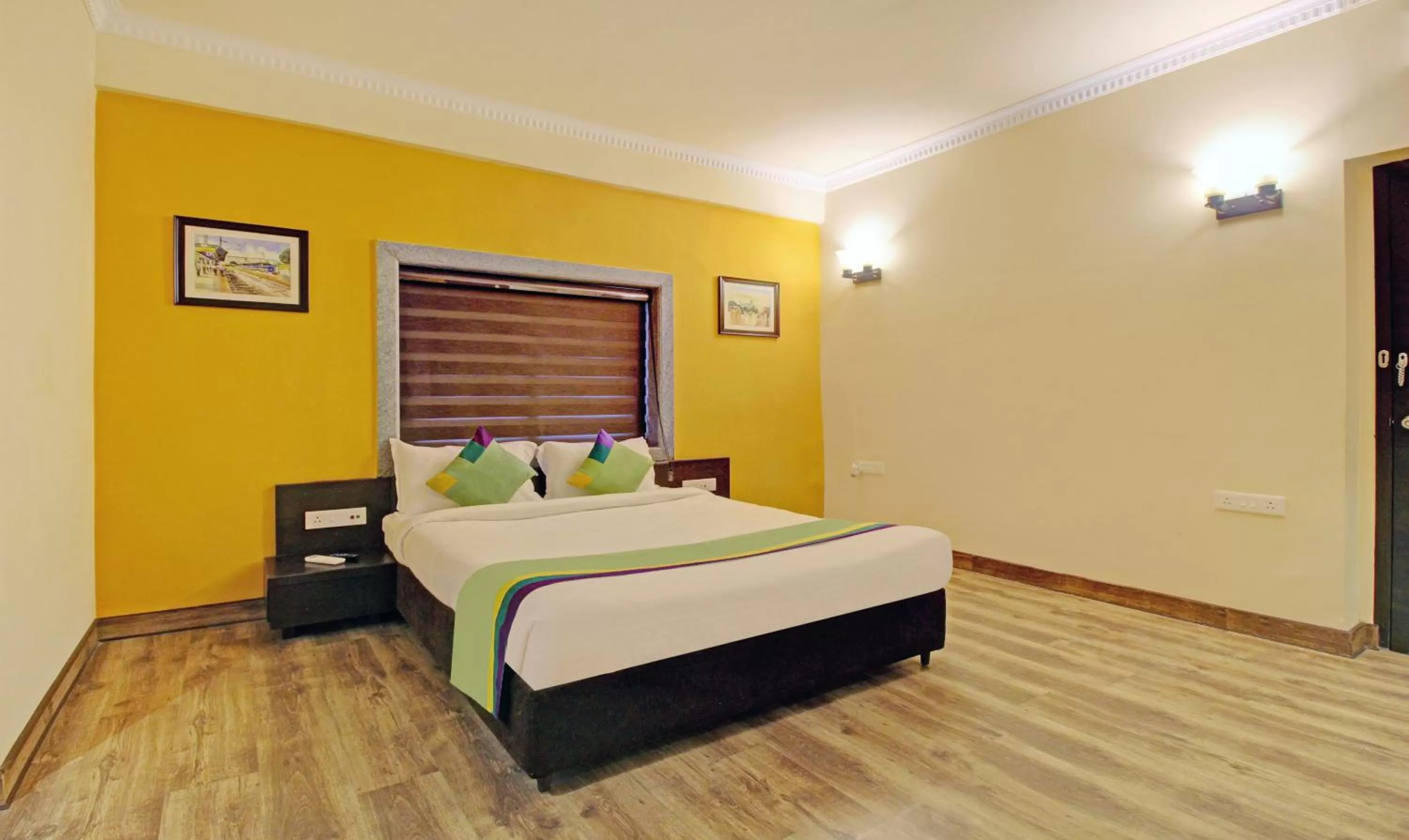 Bedroom, Bed in Treebo ASL Prime, Gariahat