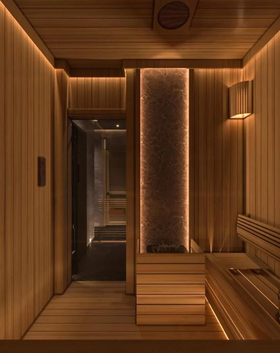 Hot Tub, Spa/Wellness in Golden Royal Hotel