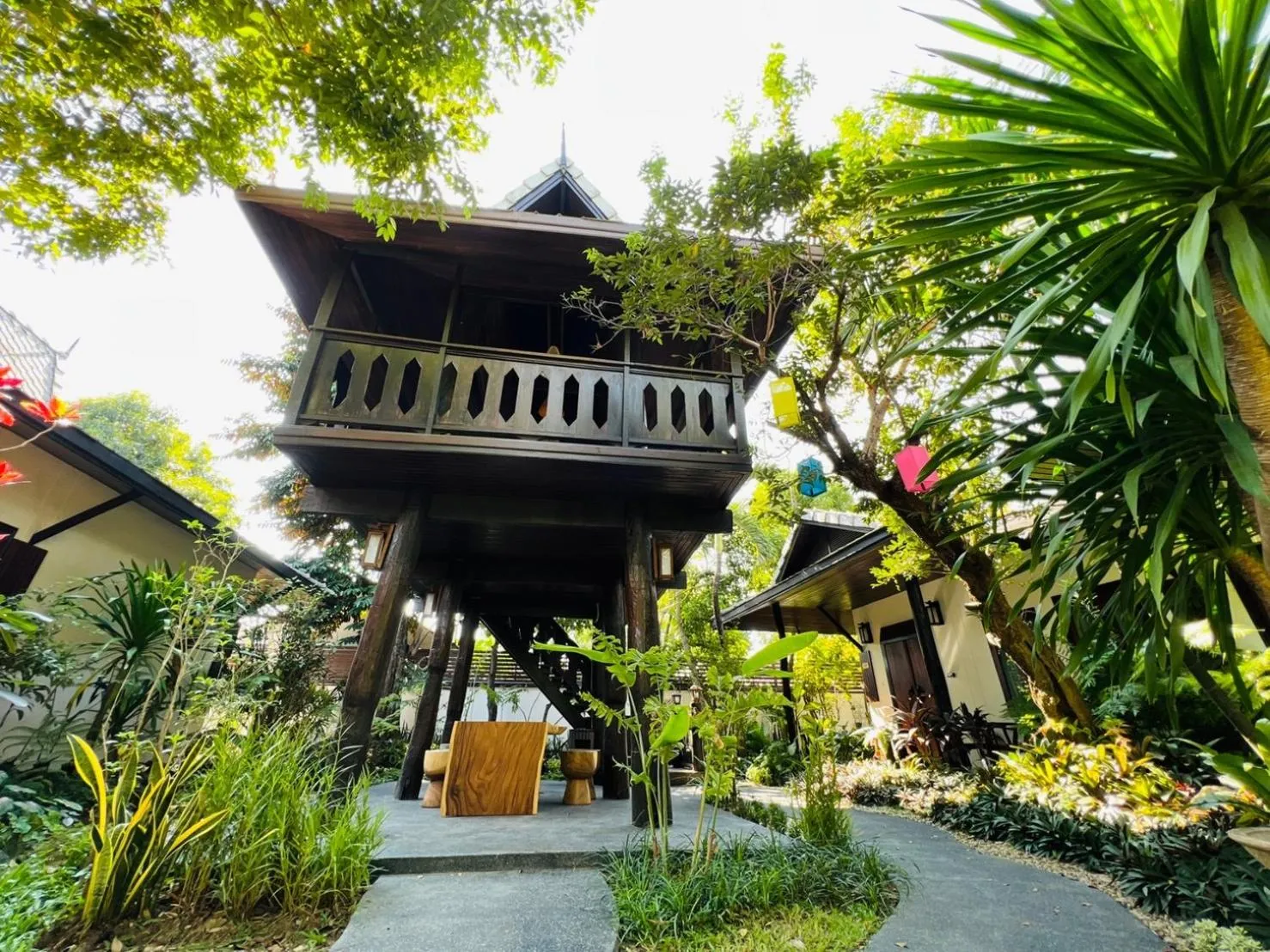 Property building in Na Mantra Resort