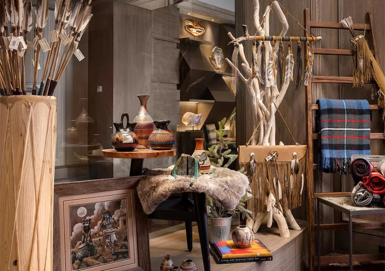 Shopping Area in Little America Hotel Flagstaff