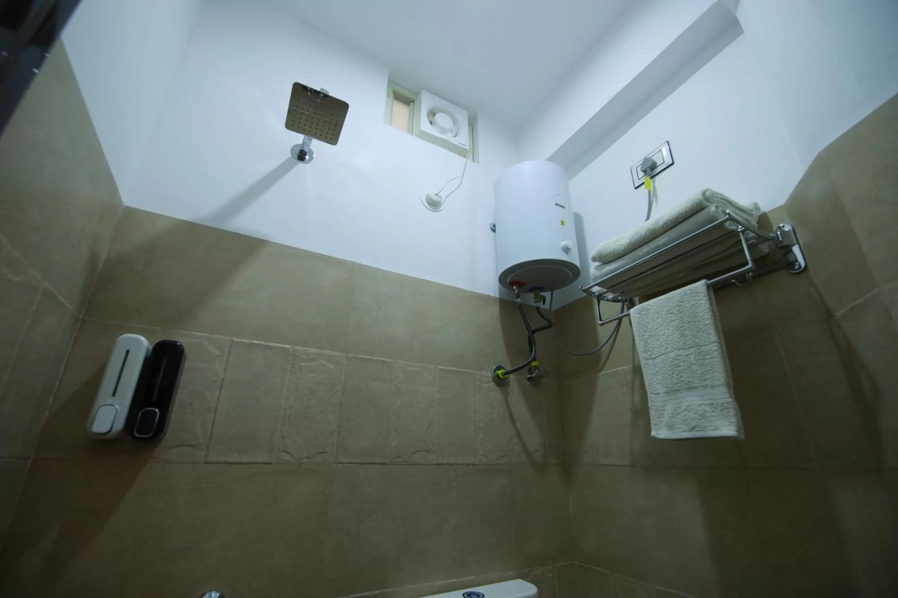 Bathroom in Hotel Casa by the lake