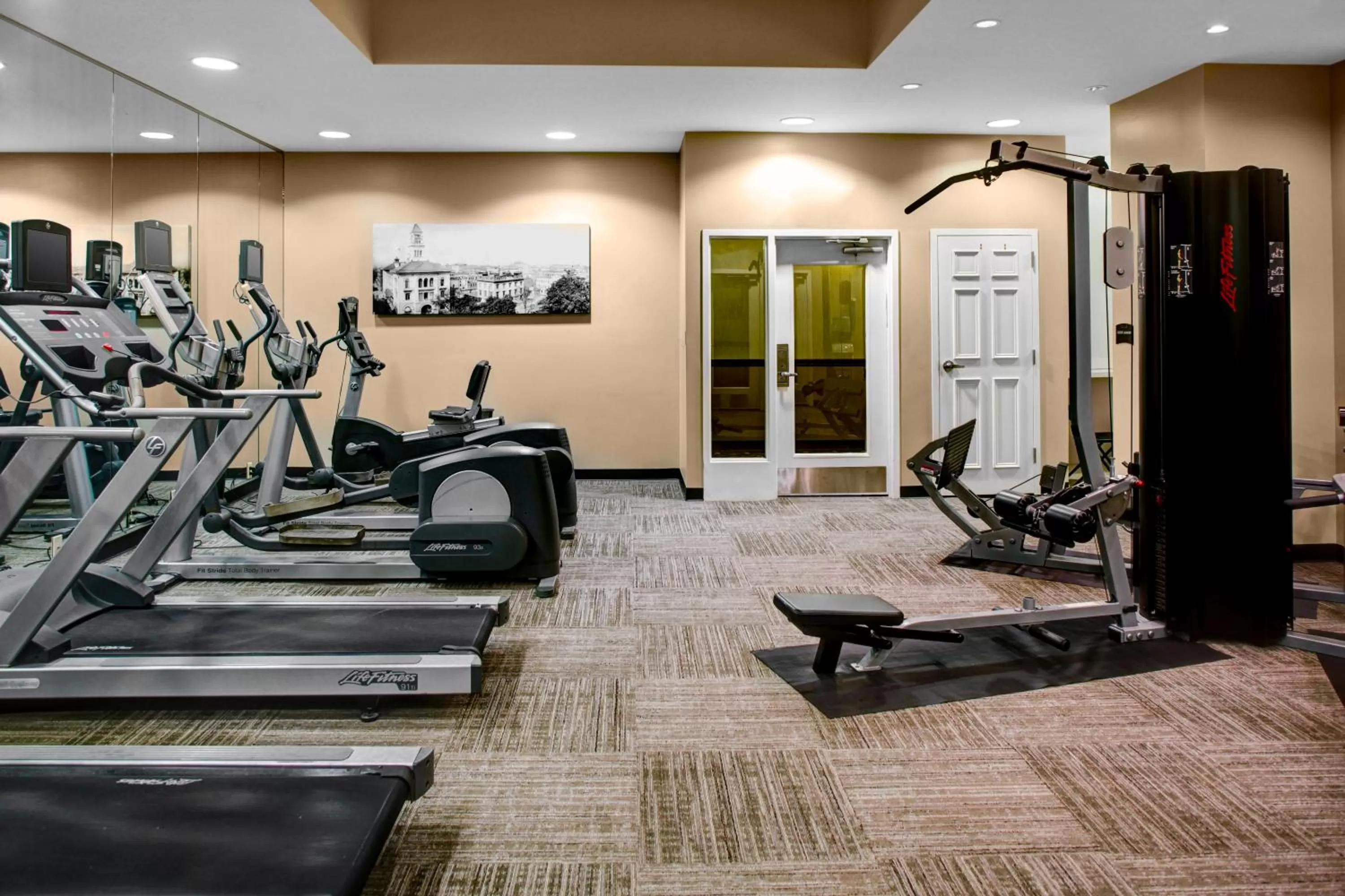 Spa and wellness centre/facilities in Staybridge Suites Savannah Historic District by IHG