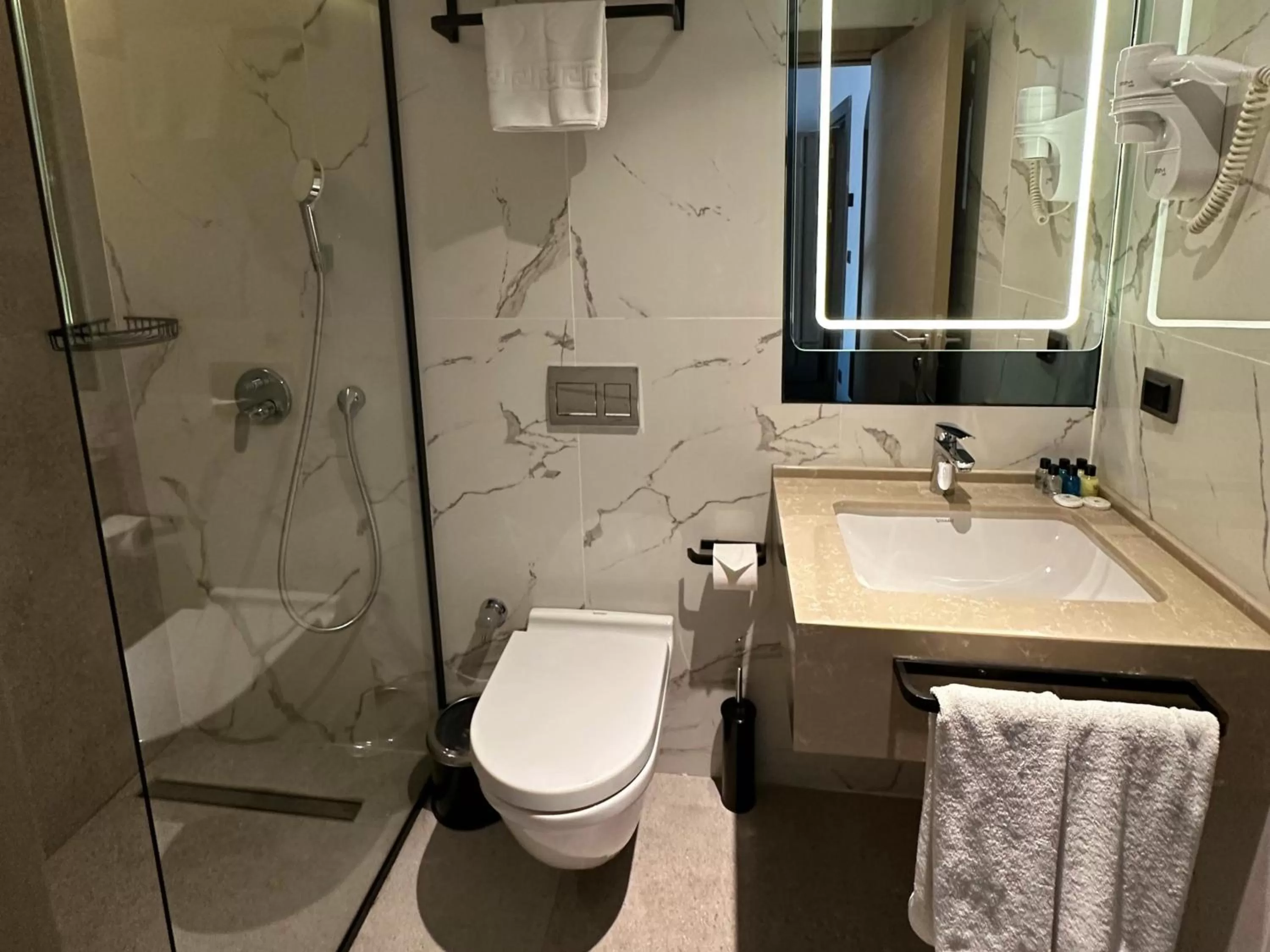 Toilet in Edition Old City Hotel