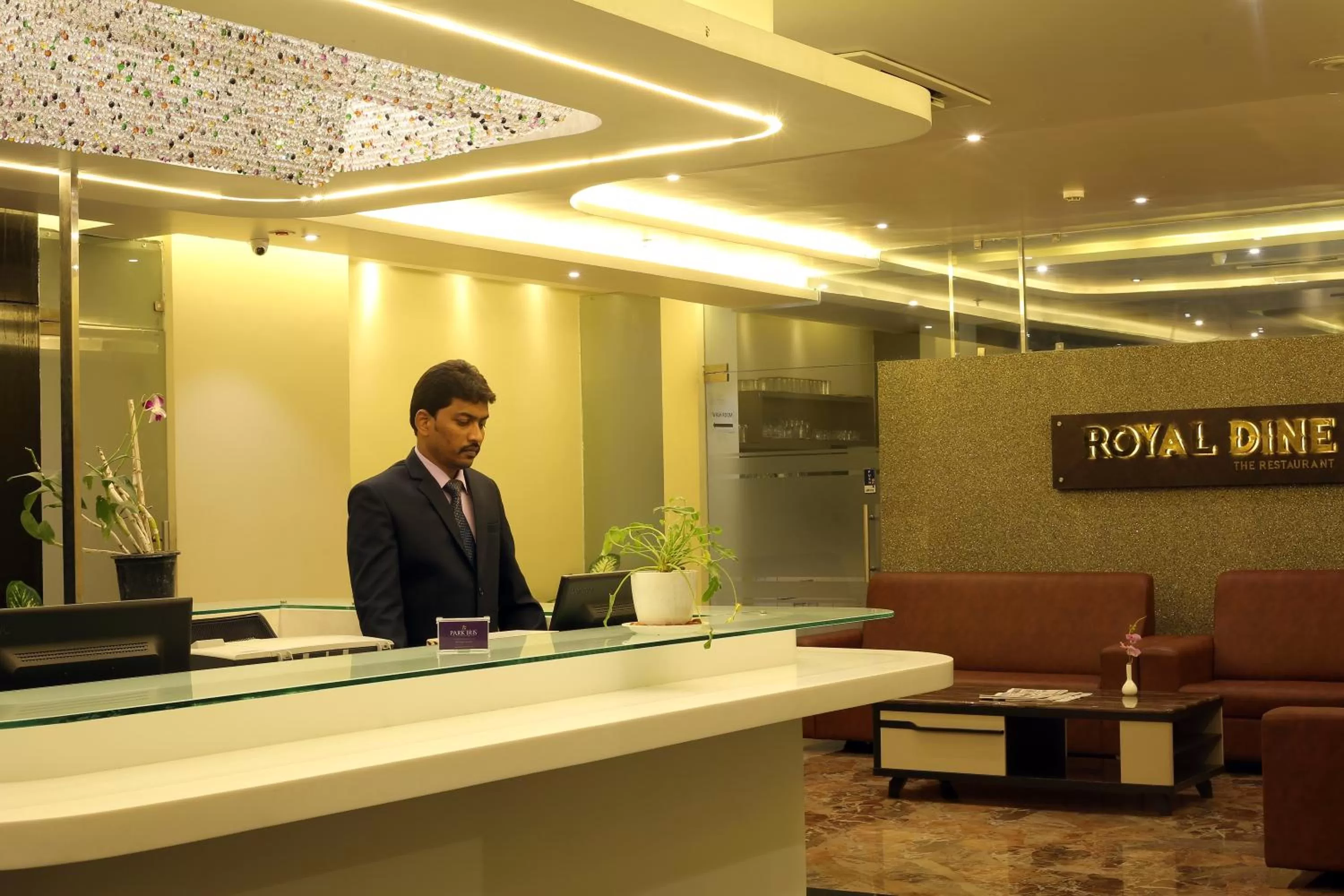 Lobby or reception in PARK SIGNATURE HOTELS - Royal Benza