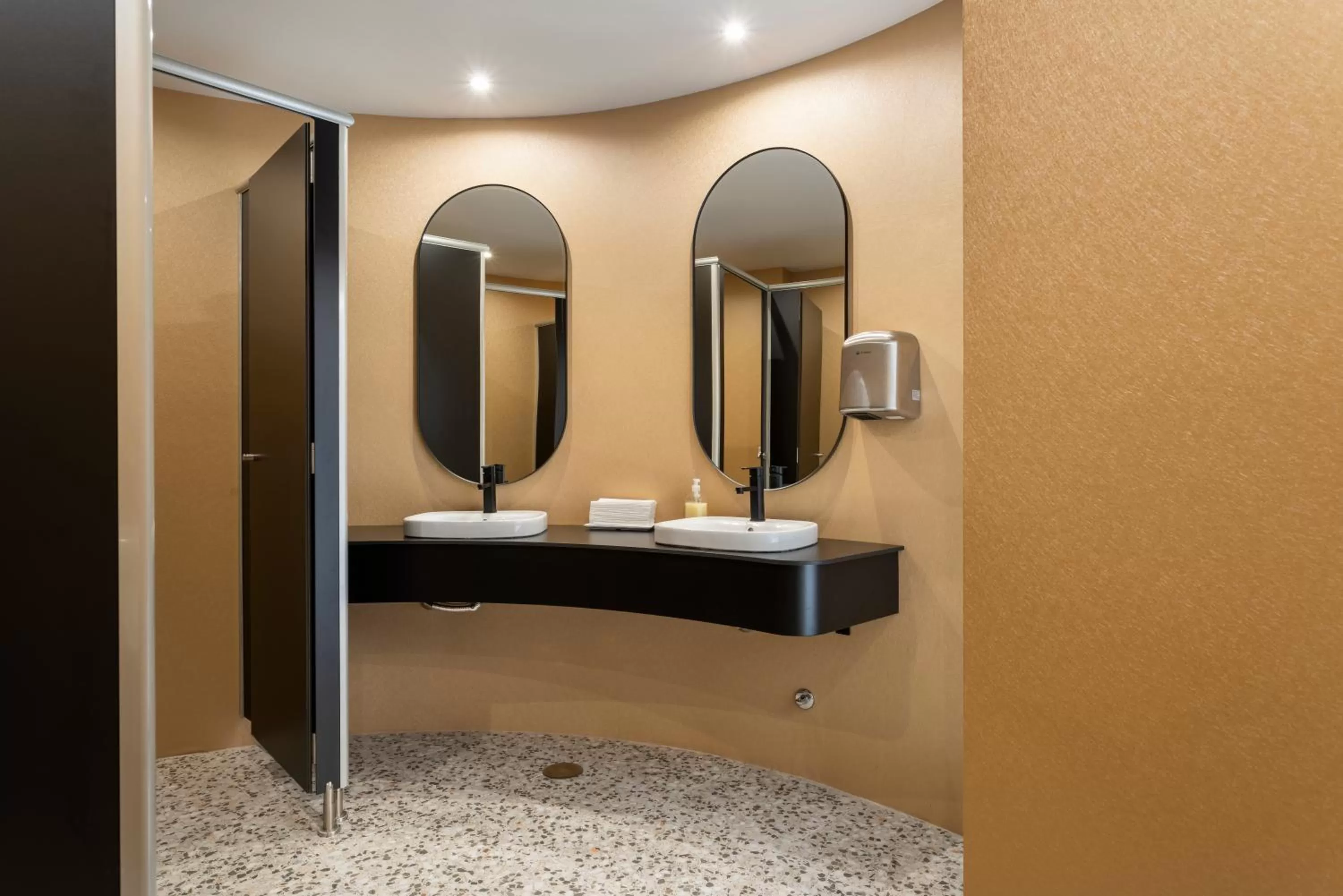 Public Bath in Hotel Costa Atlántica