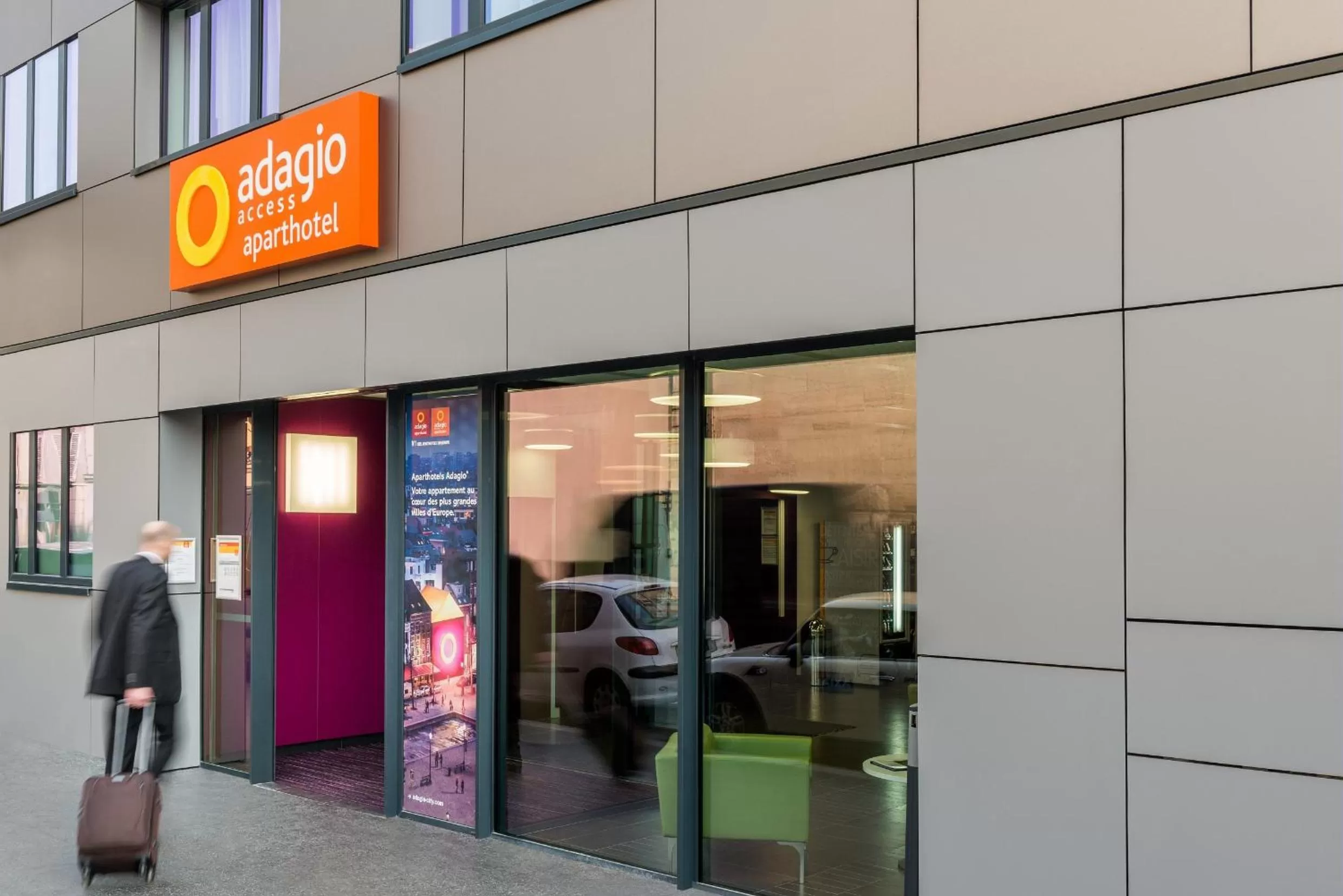 Facade/entrance in Aparthotel Adagio Access Paris Reuilly